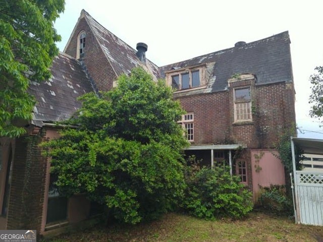 1107 N Jefferson St — photo