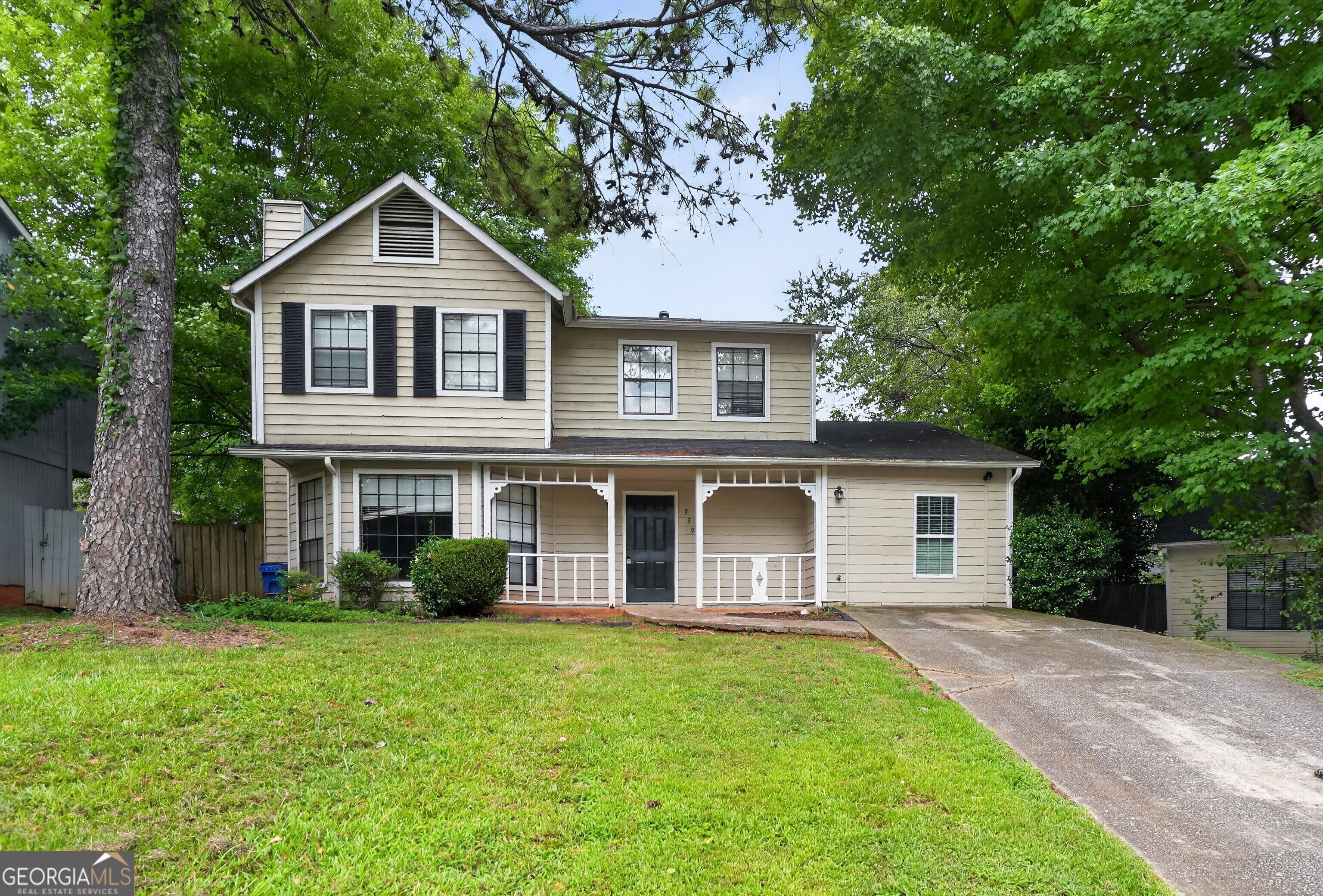 939 Lake Drive Ct — photo