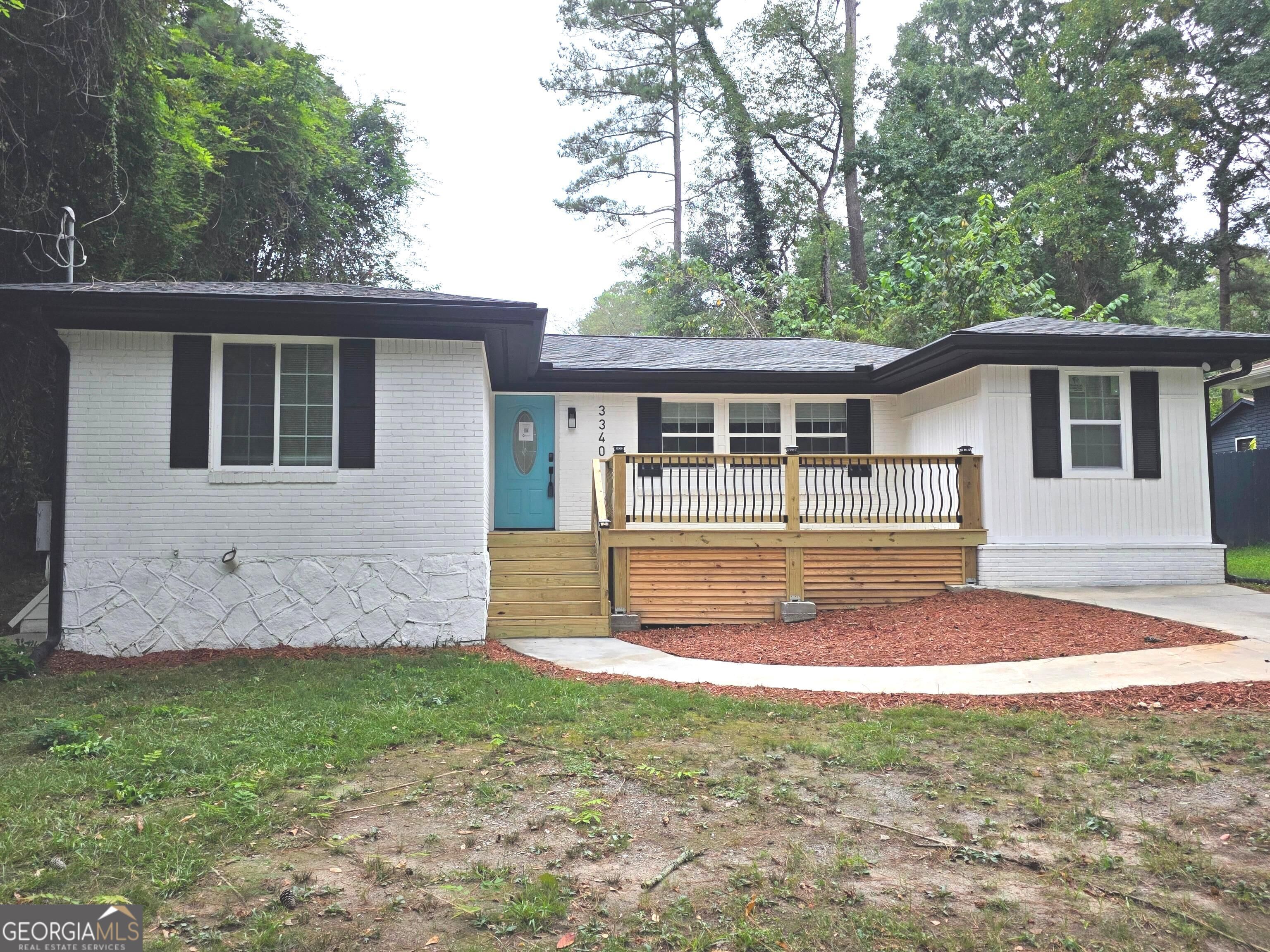 3340 Pinehill Dr — photo
