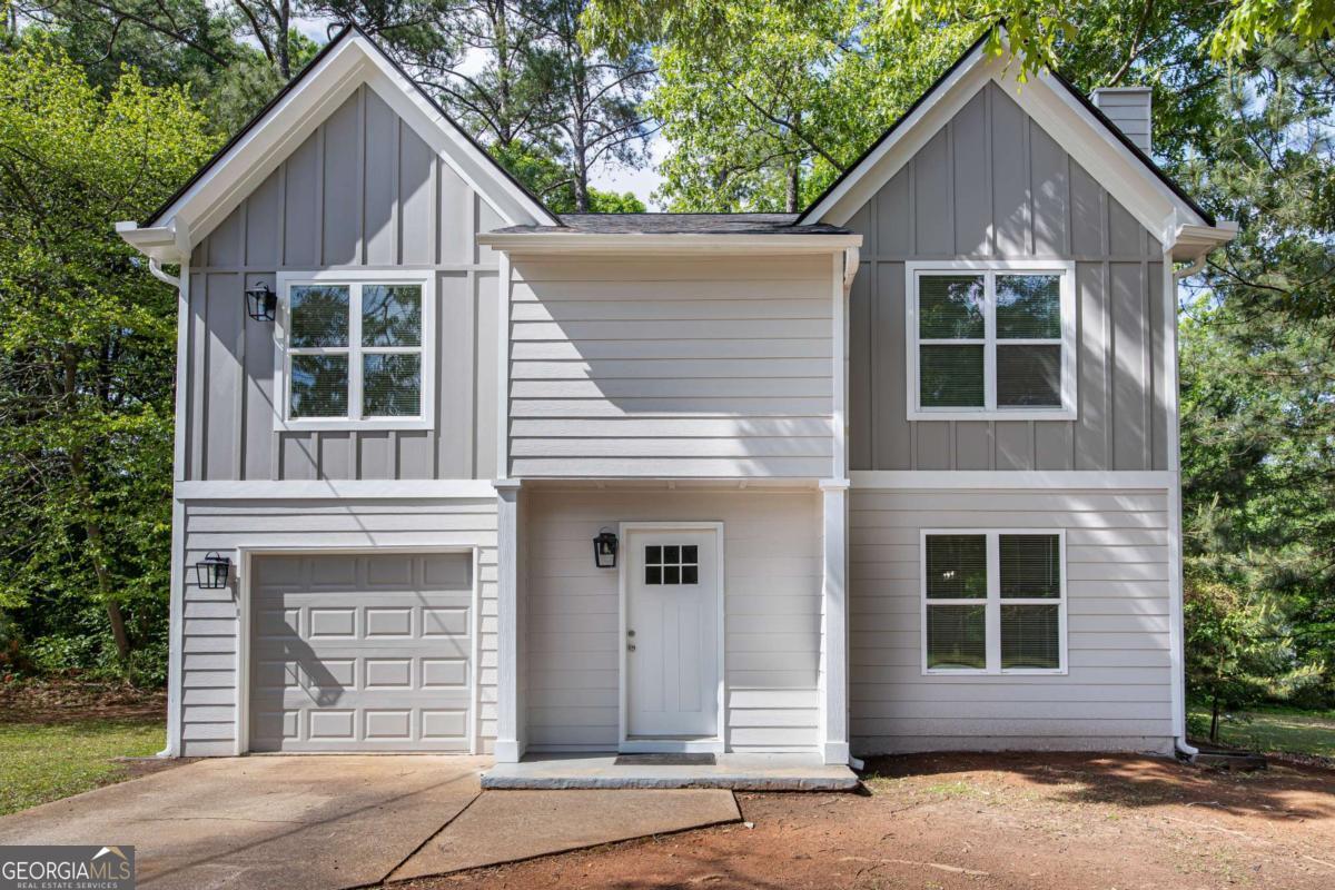 6898 Babbling Brook Dr — photo