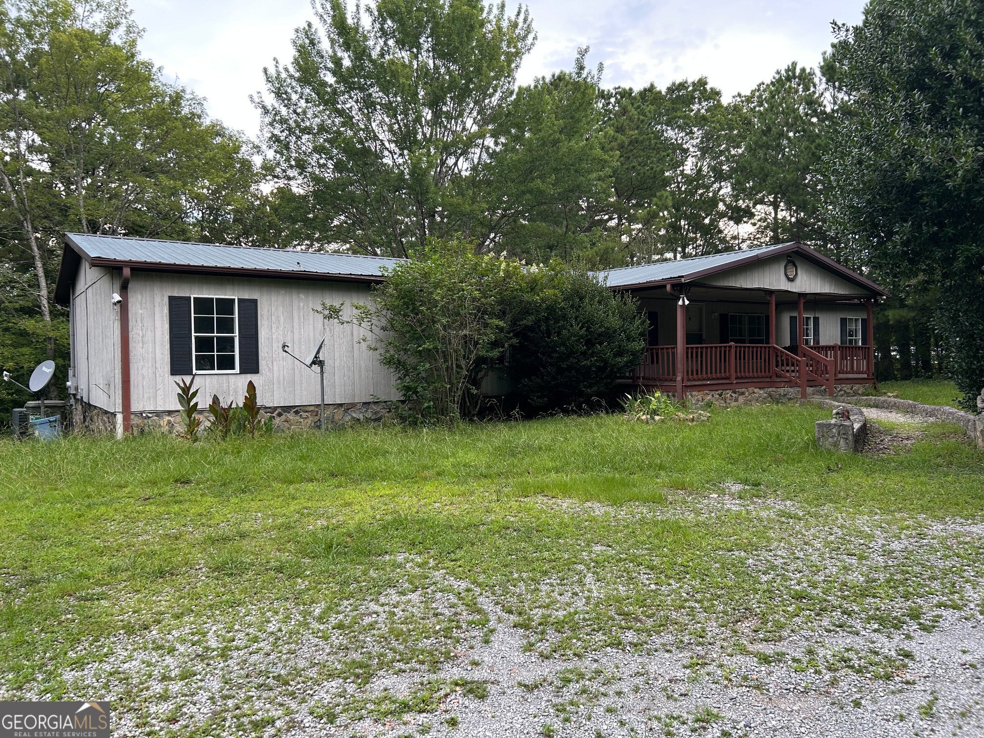 869 Carter Mountain Rd — photo