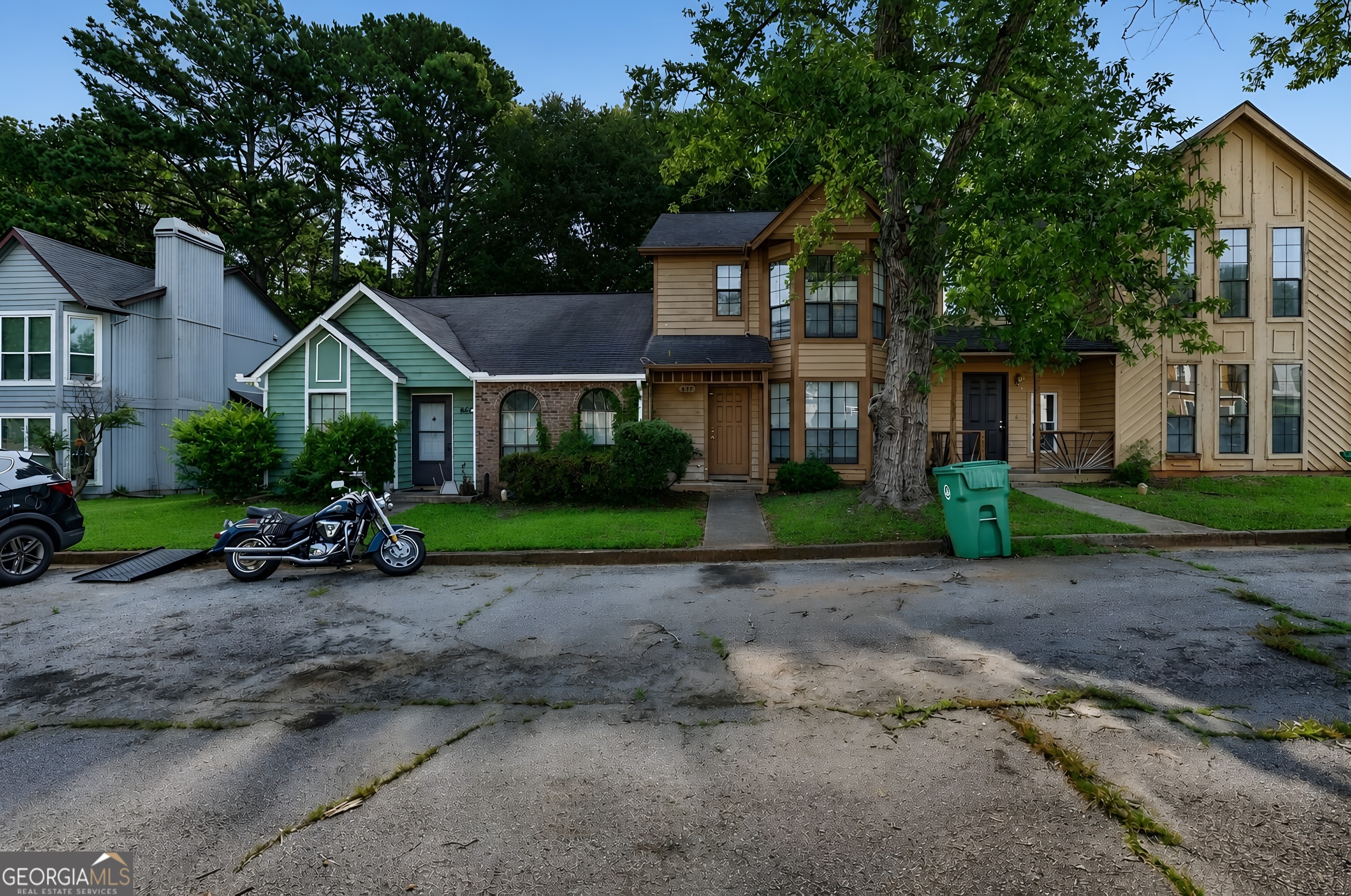 867 Heritage Oaks Dr — photo