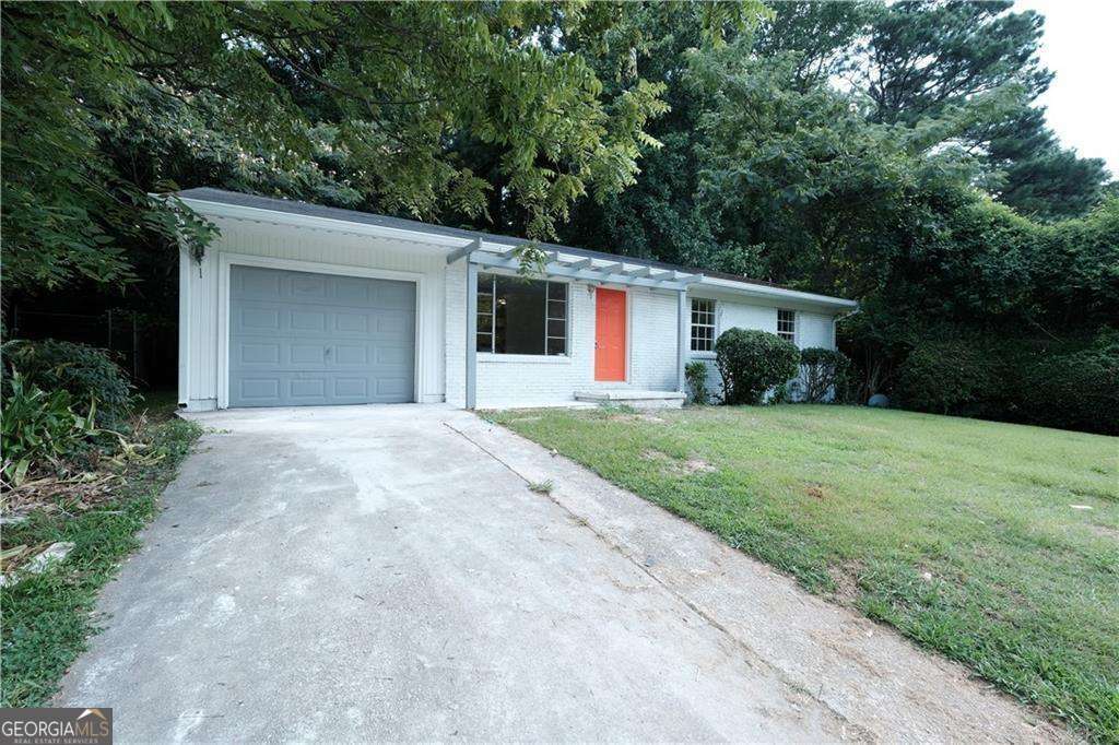 85 Delmoor Dr NW — photo