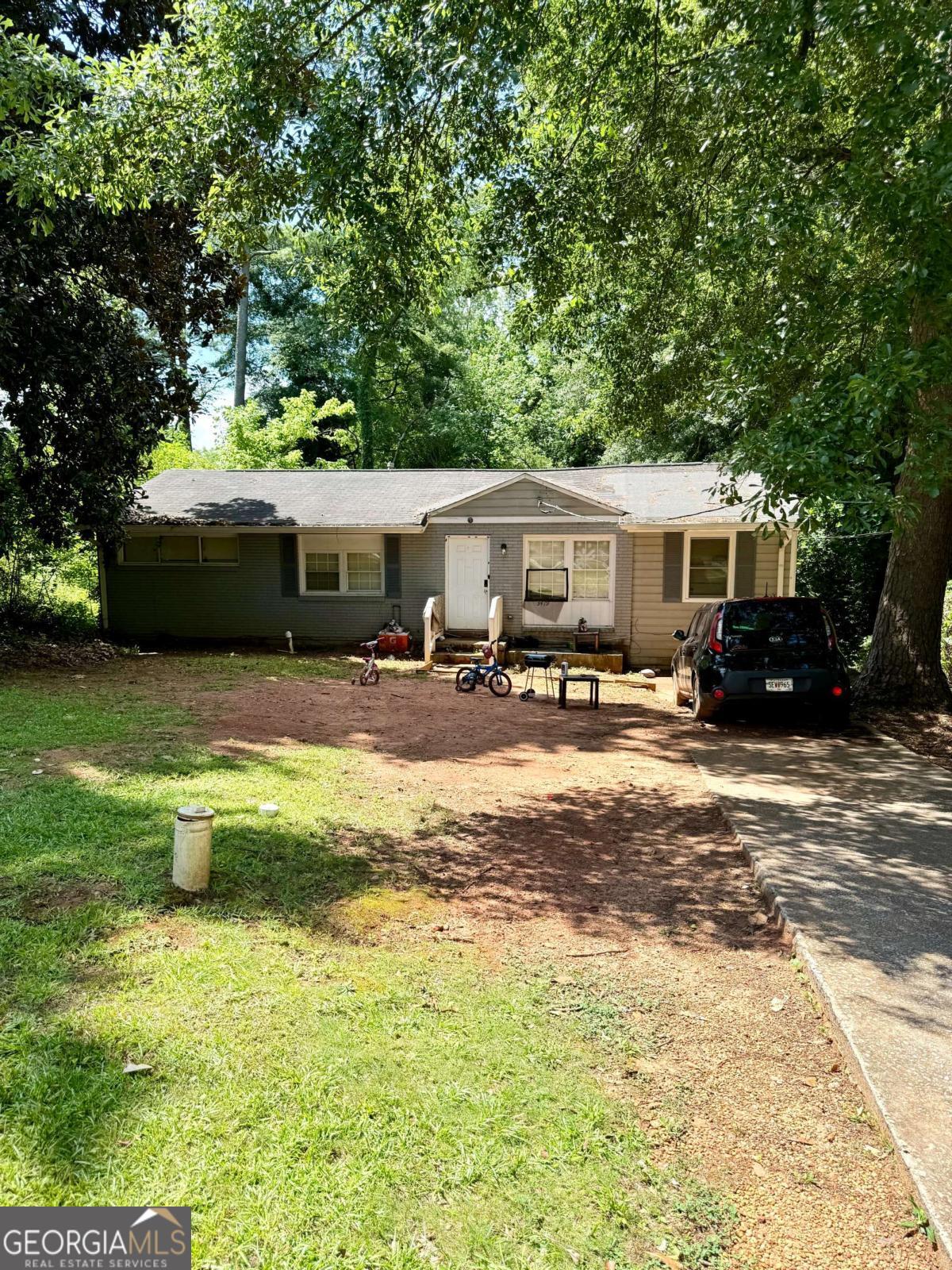 3419 Pinehill Dr — photo