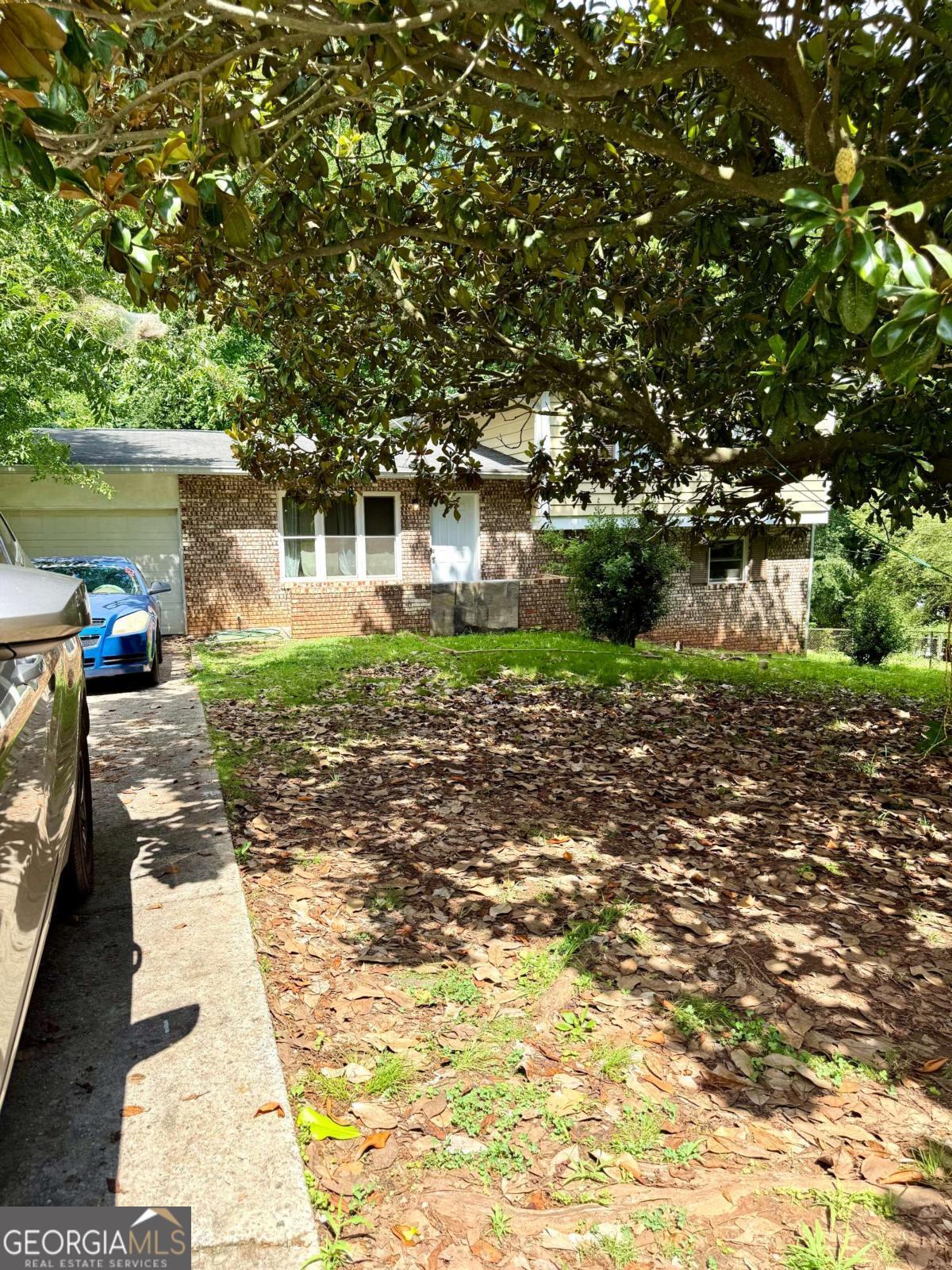 2821 Petersburg Ct — photo