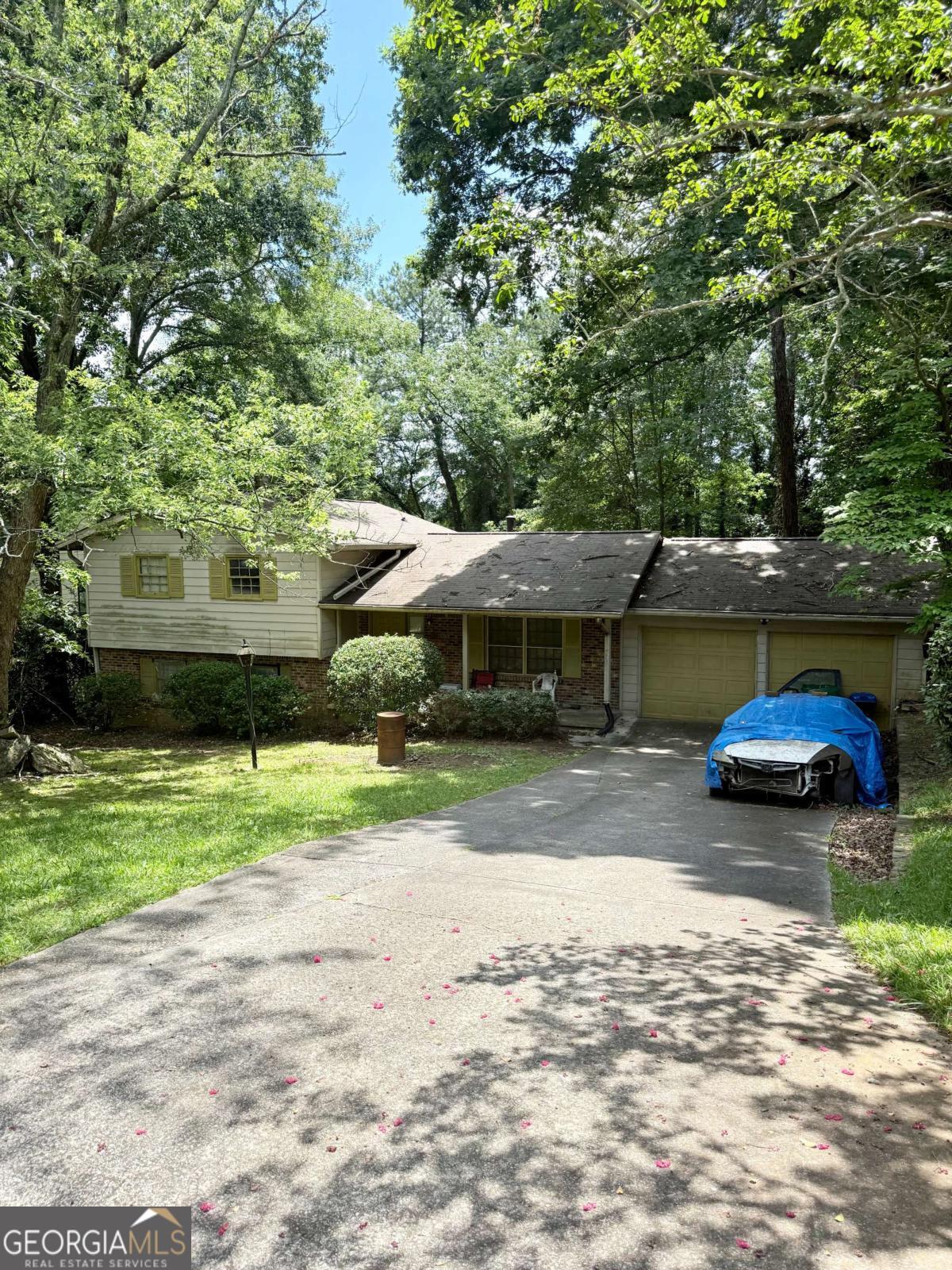 3655 Broadview Ct — photo