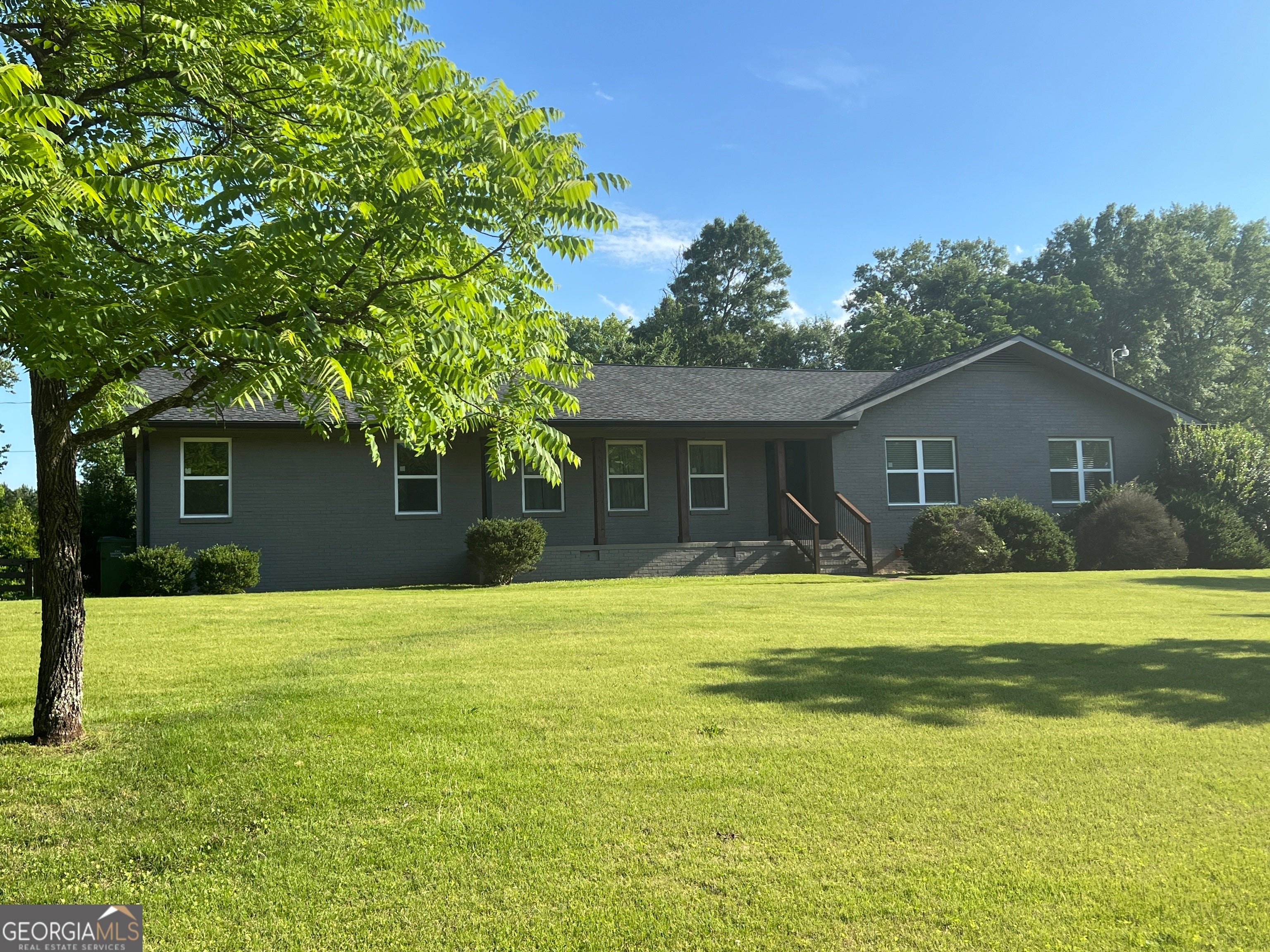 517 E Boyd Rd — photo
