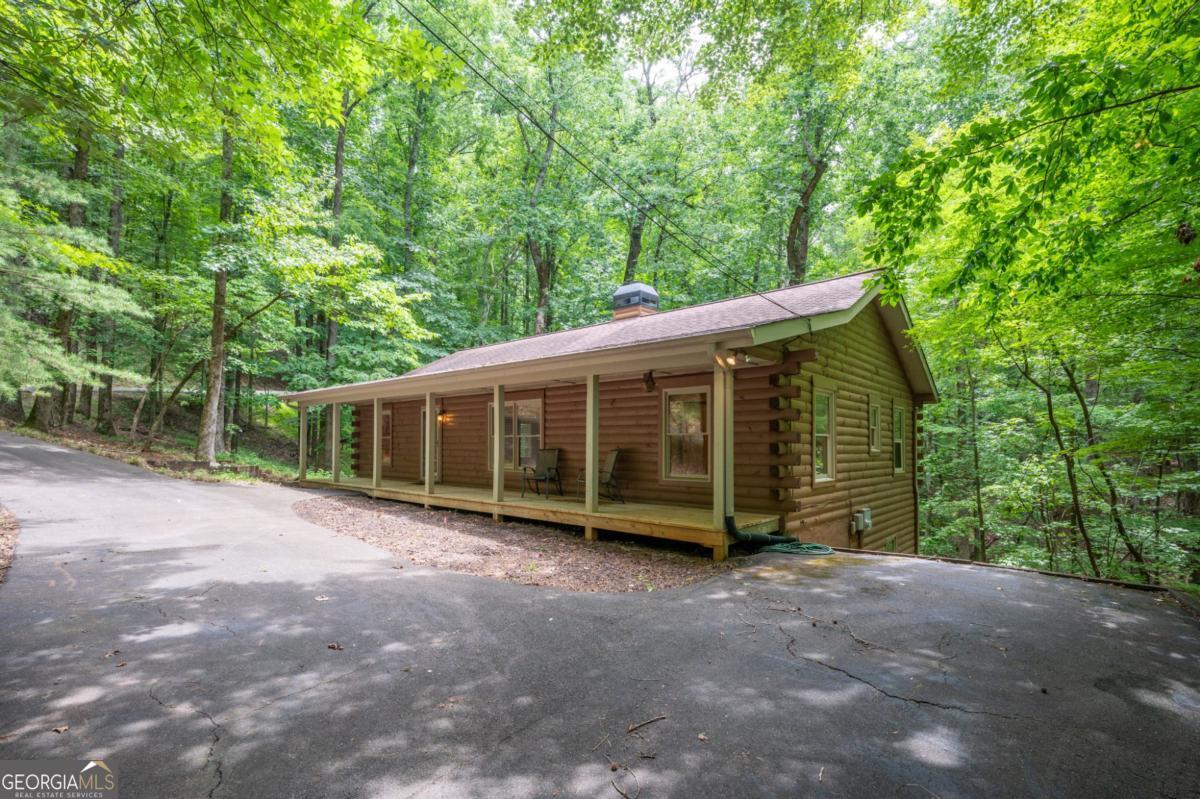 415 Sunset Ct — photo