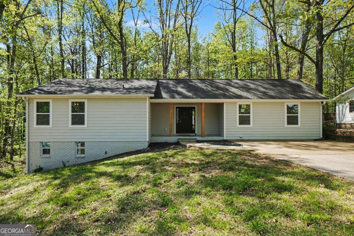 3165 Beaver Dr — photo