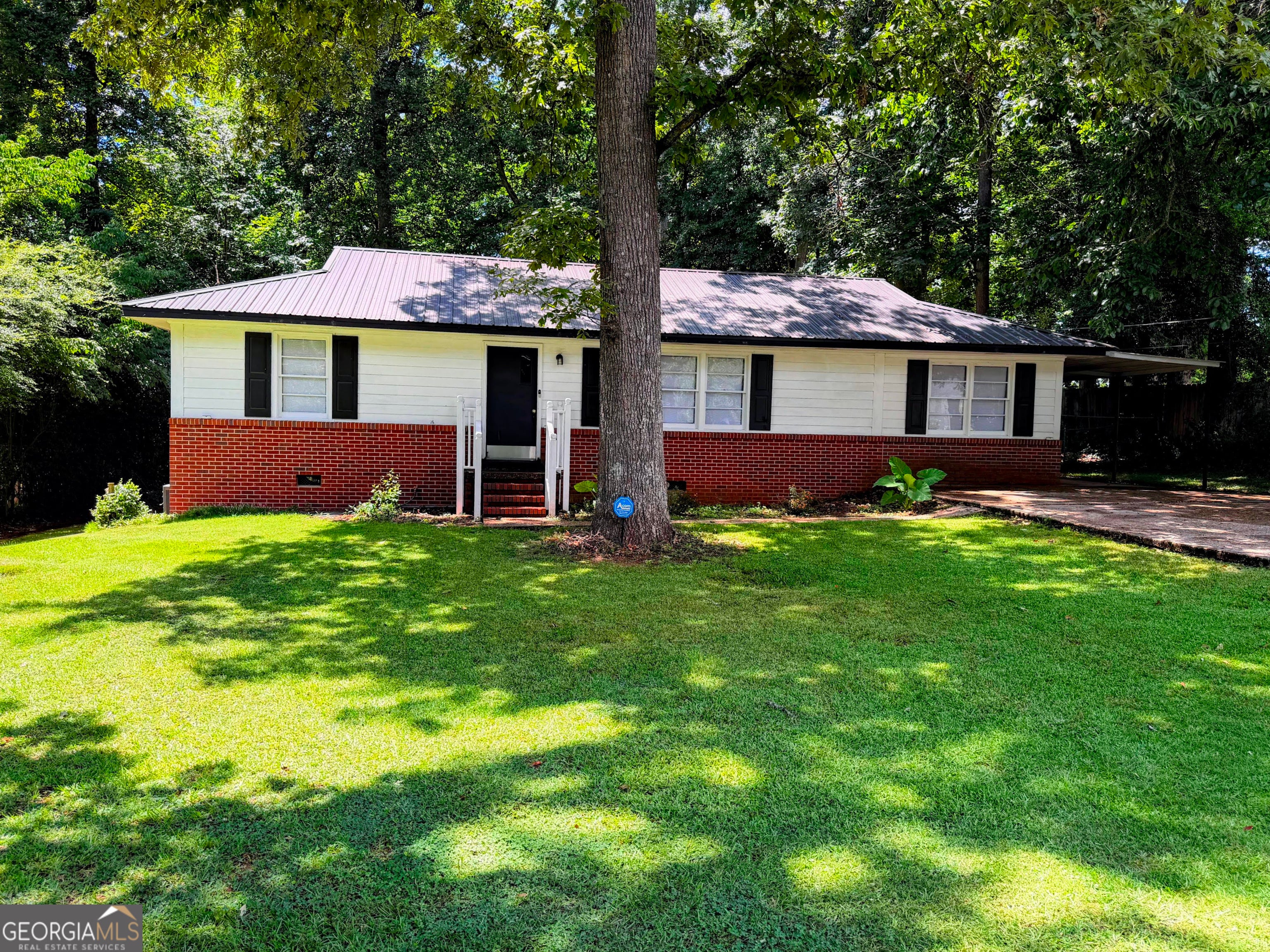 105 Dogwood Dr — photo