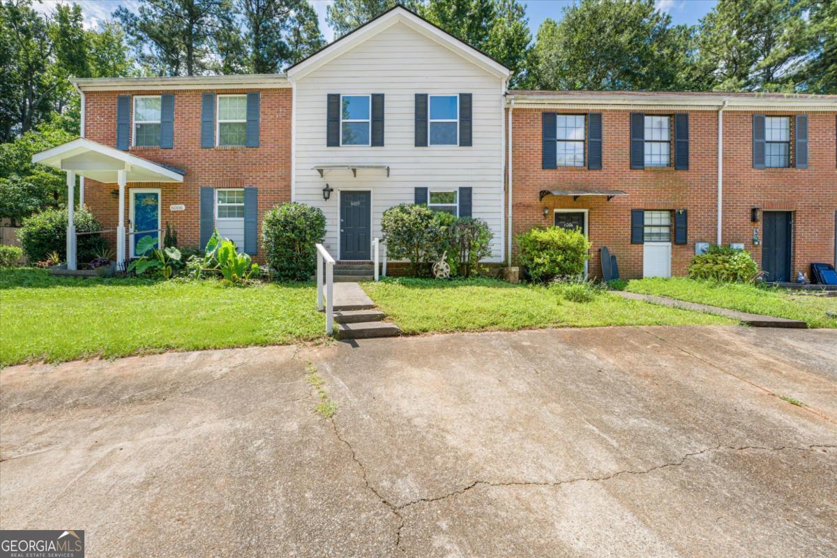 6005 Pat Mell Pl SE — photo