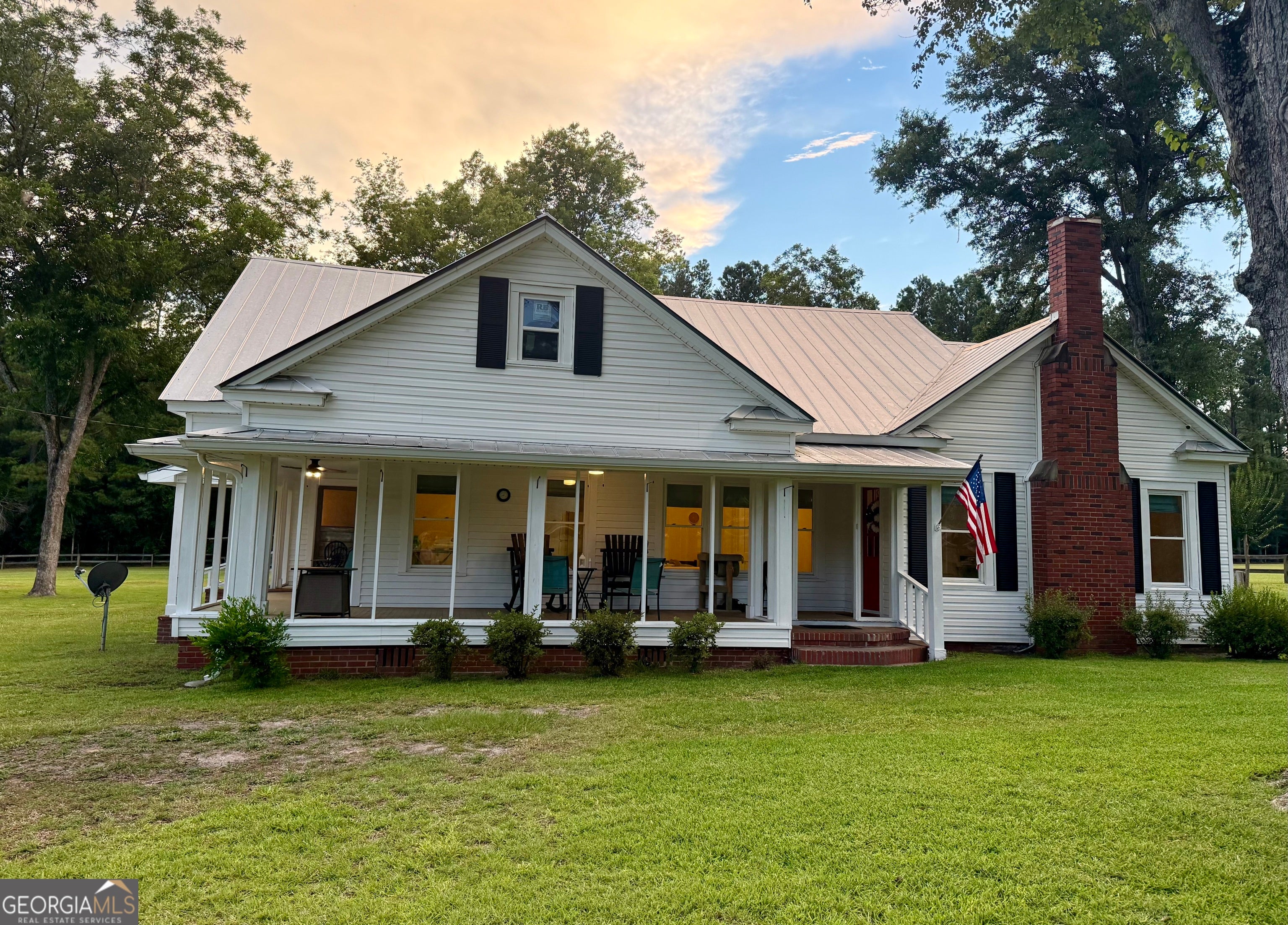 1693 Burtons Ferry Hwy — photo