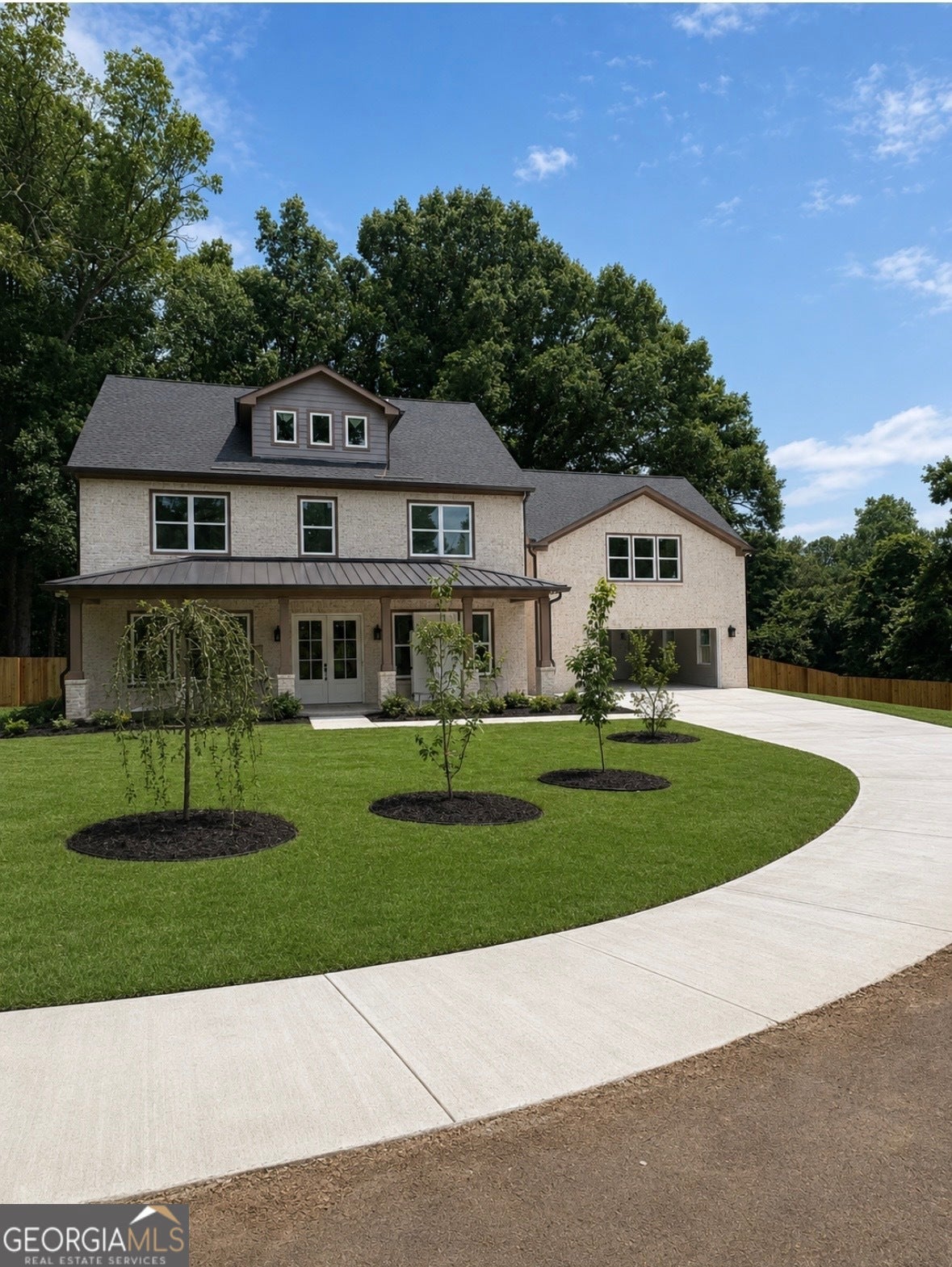 131 Circle Dr — photo