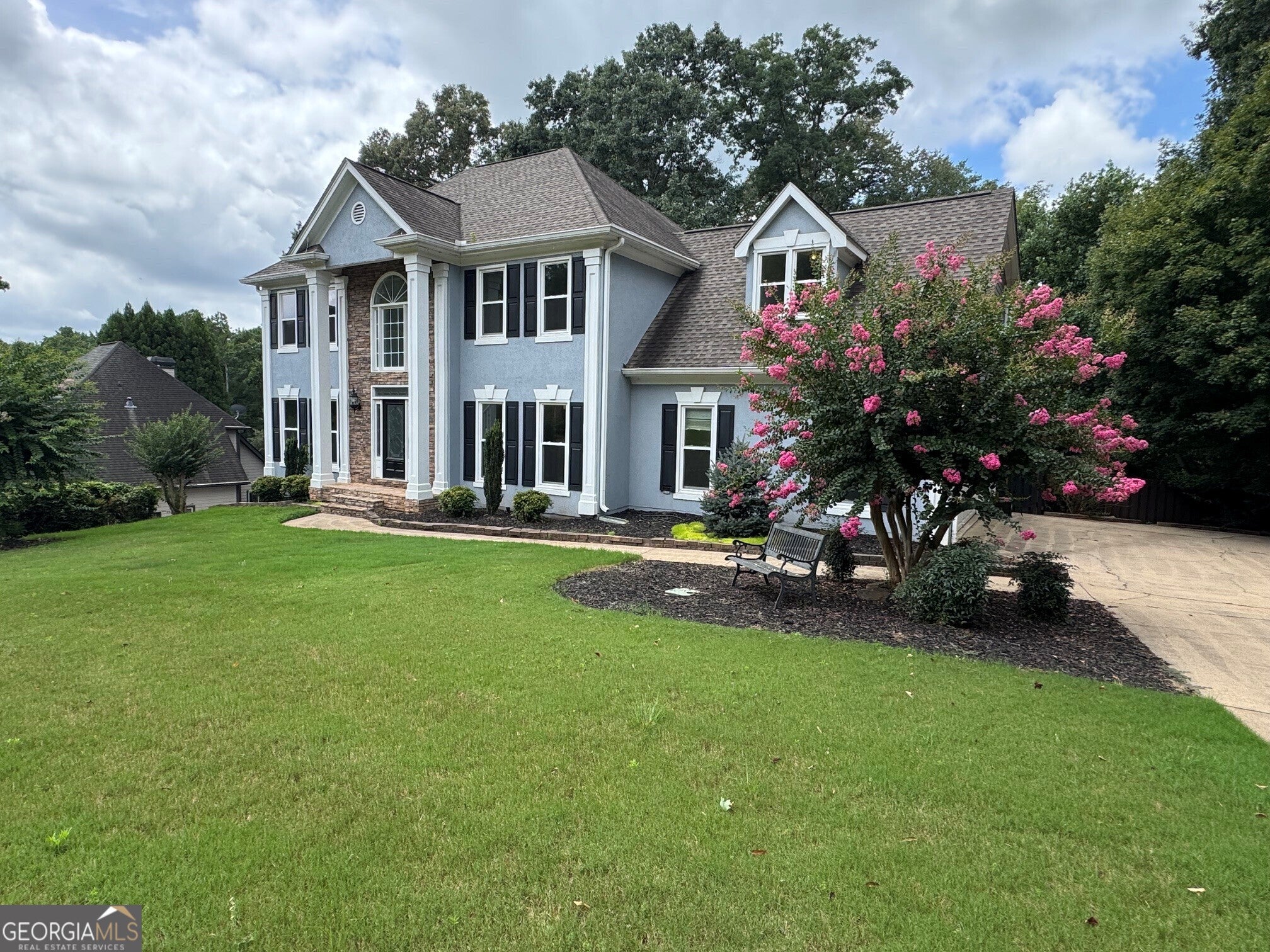 1039 Avery Creek Dr — photo