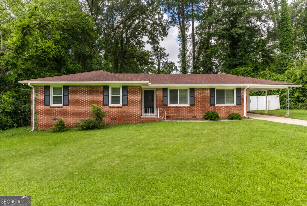 1049 Newport Rd — photo