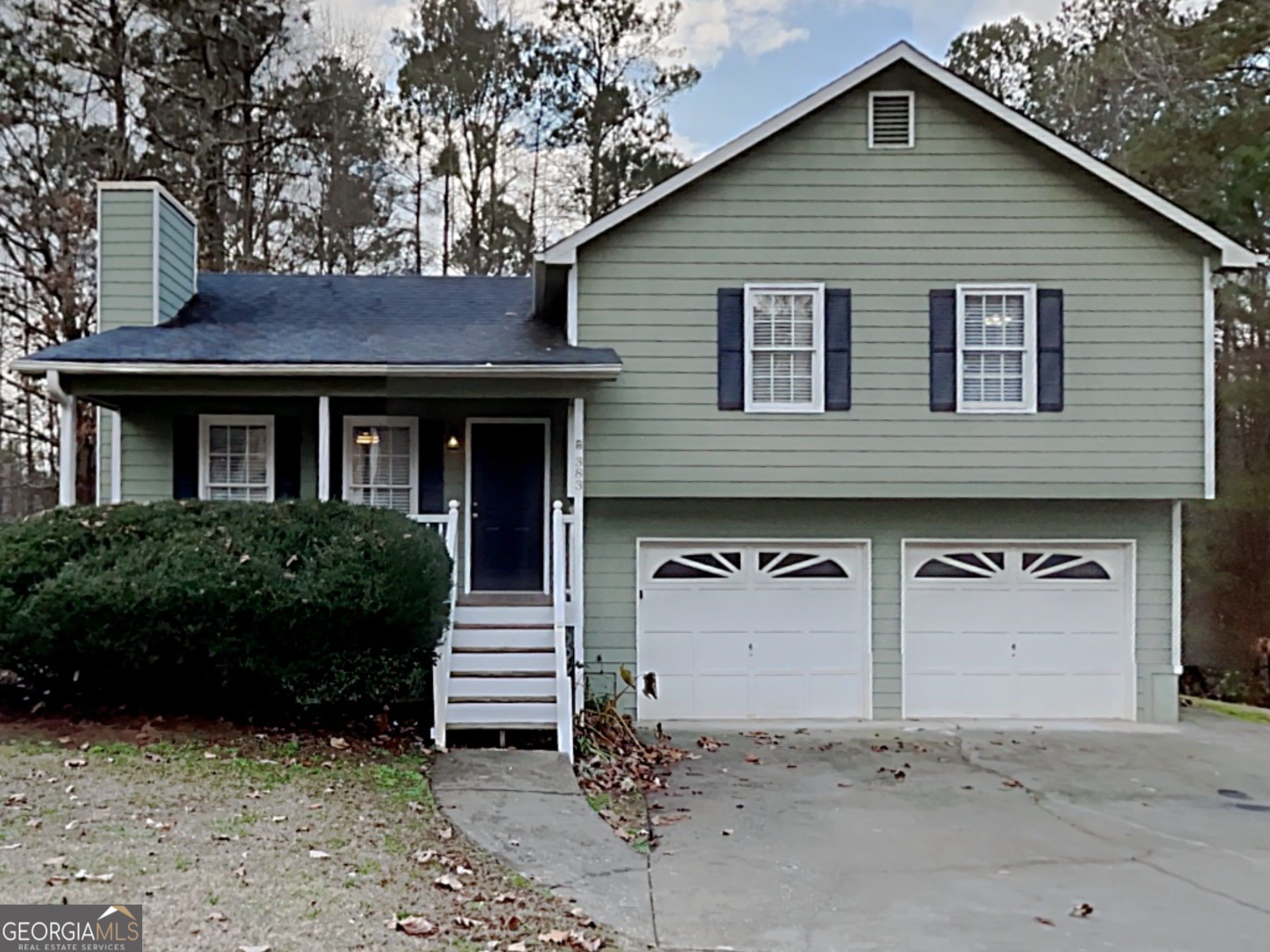 383 Robin Hood Dr — photo