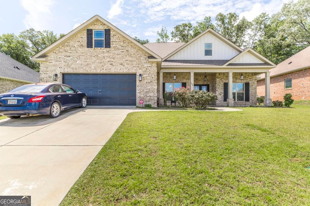 306 Rustic Live Oak Trl — photo