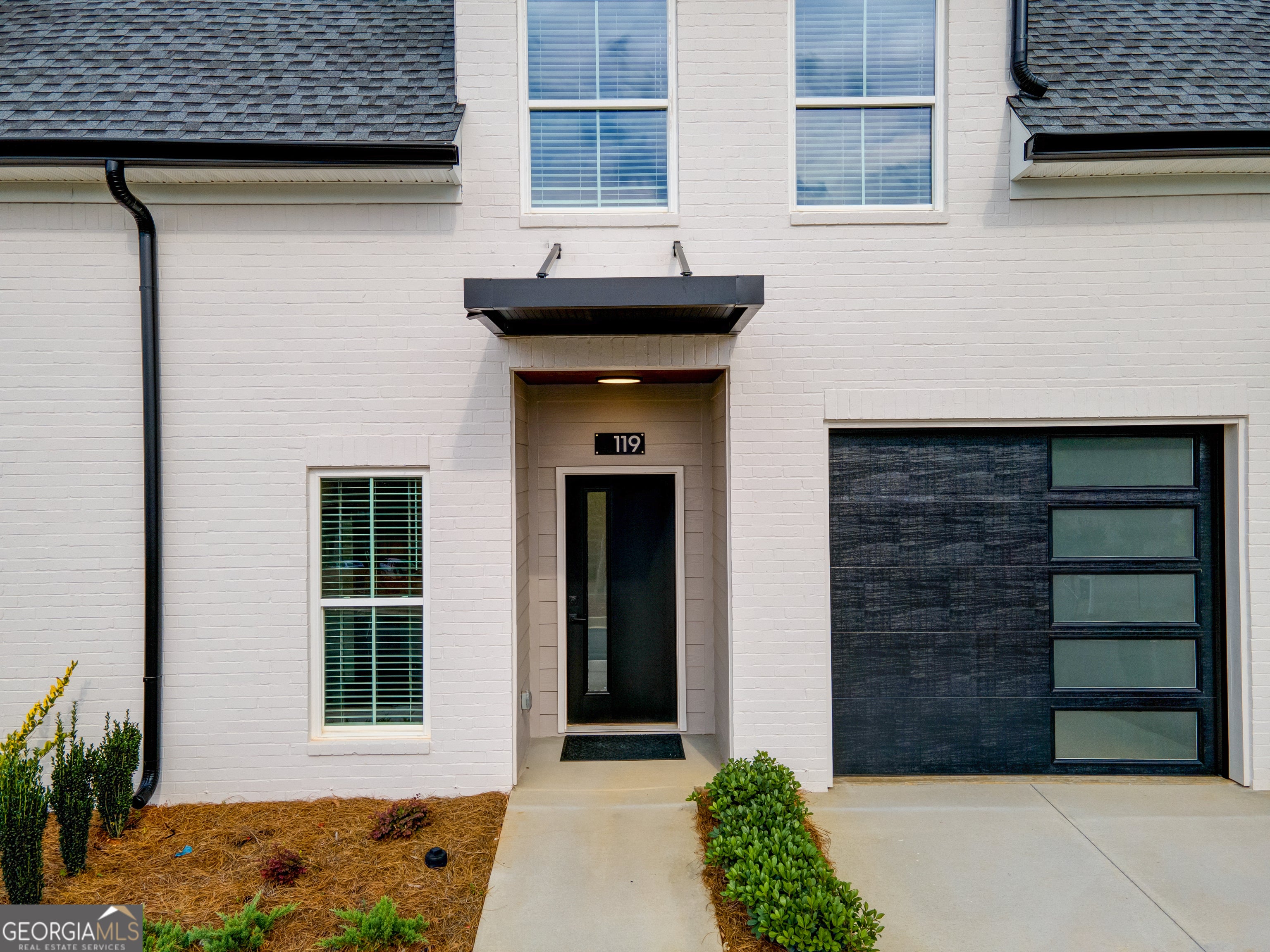 119 Chateau Dr — photo