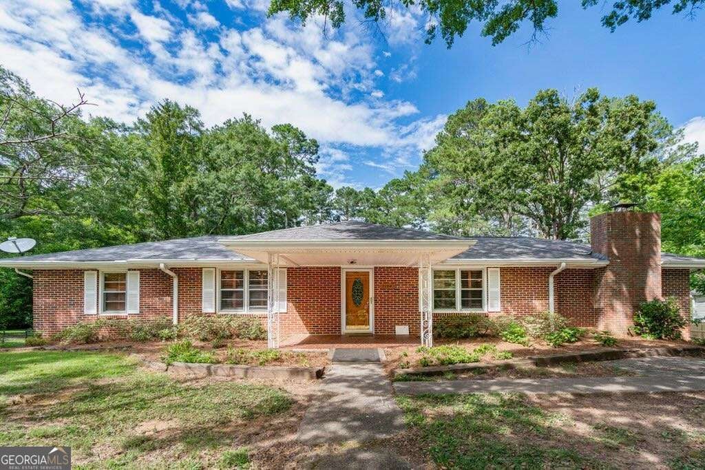 7194 Reinhardt College Pkwy — photo
