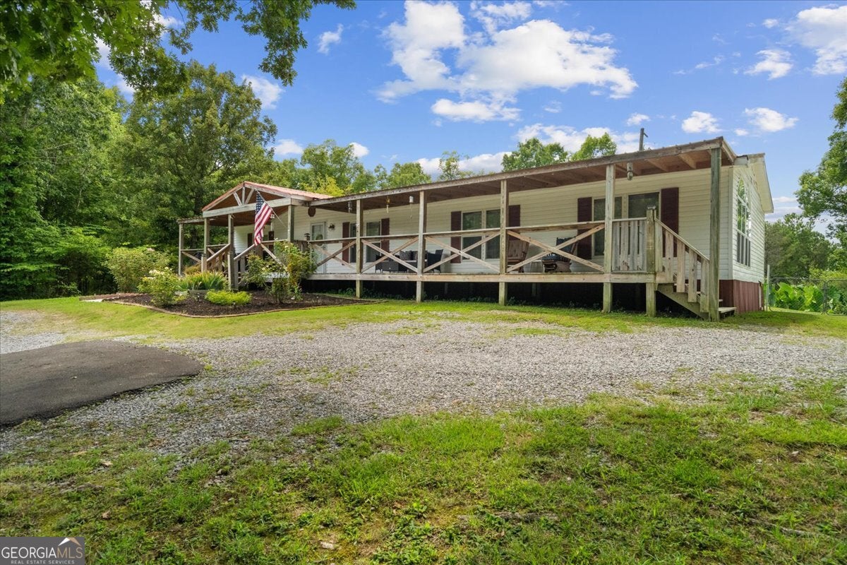 237 Poplar Dr — photo