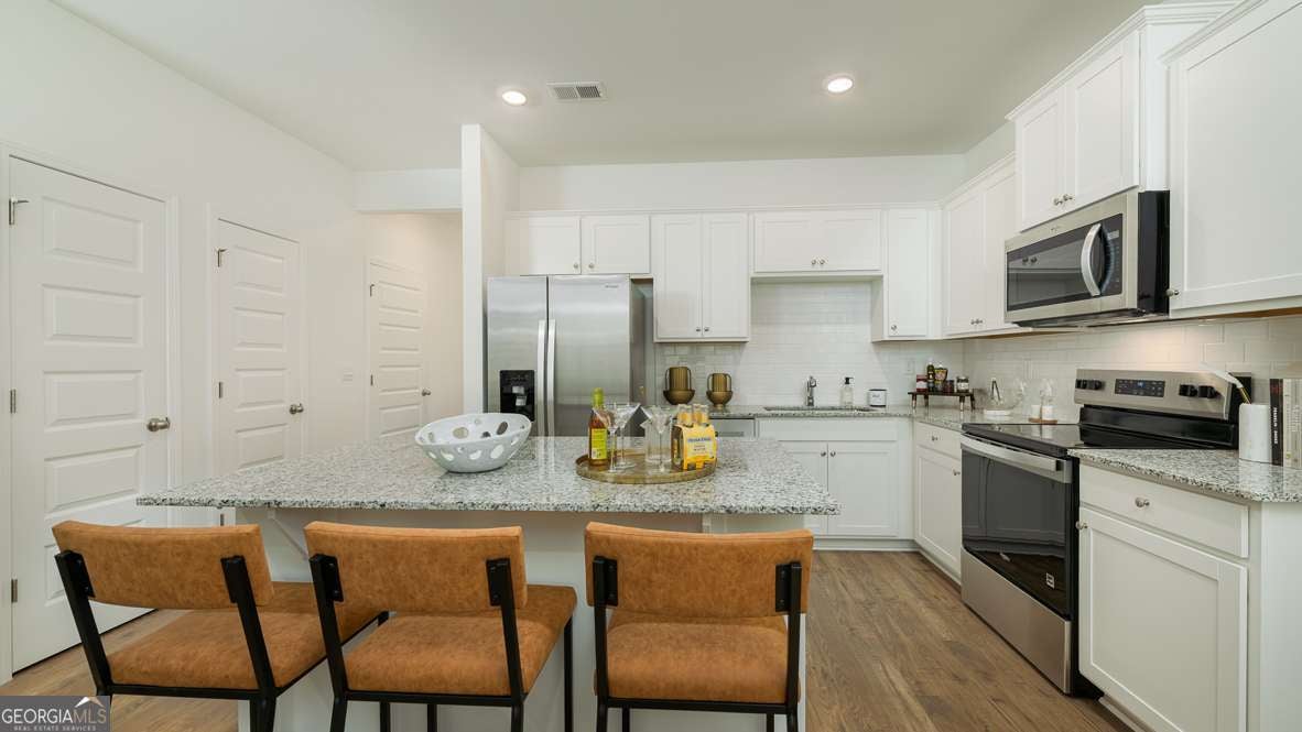 2291 Jamin Bnd 64 — photo