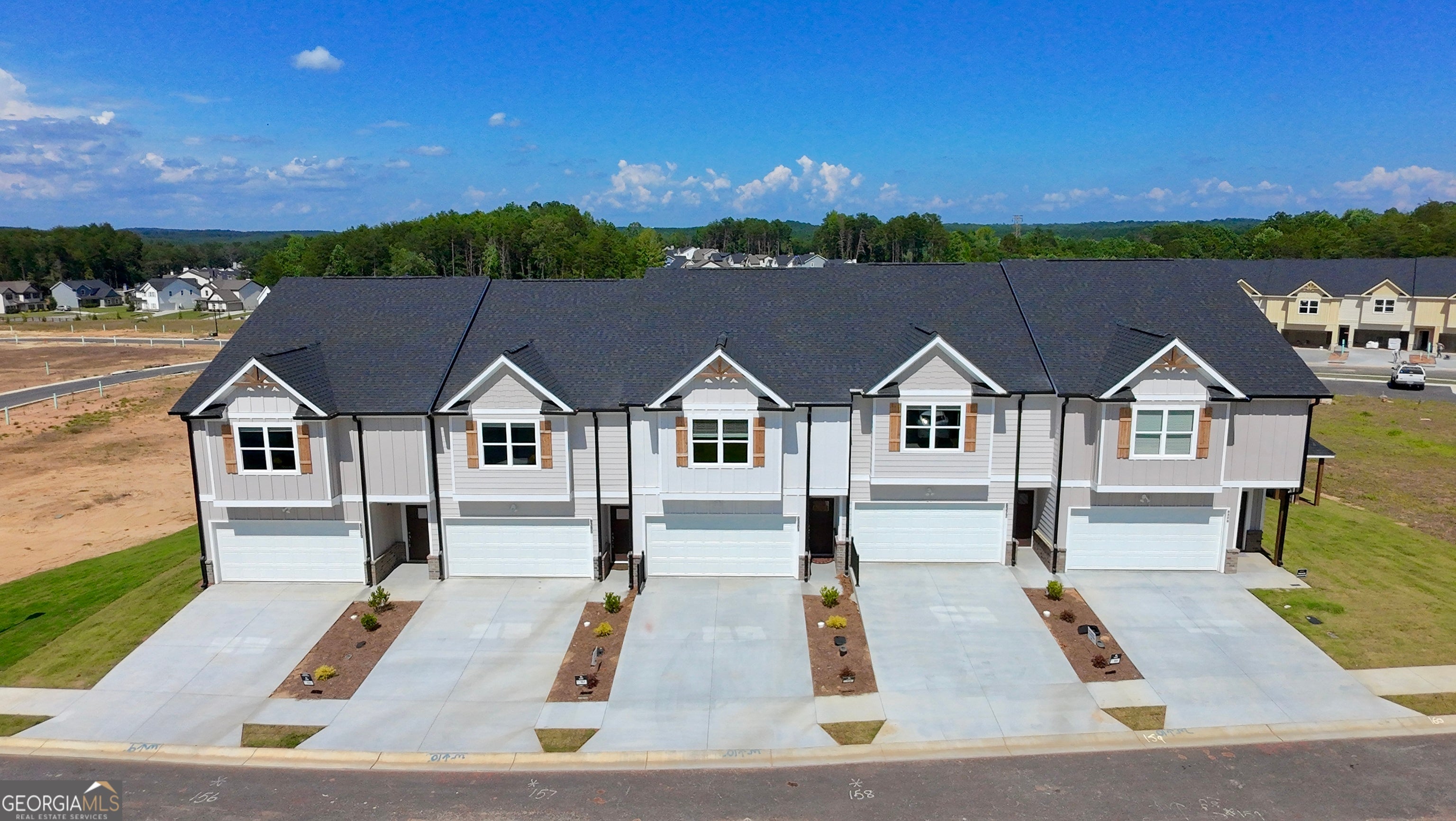 6378 Pine Ridge Pt — photo