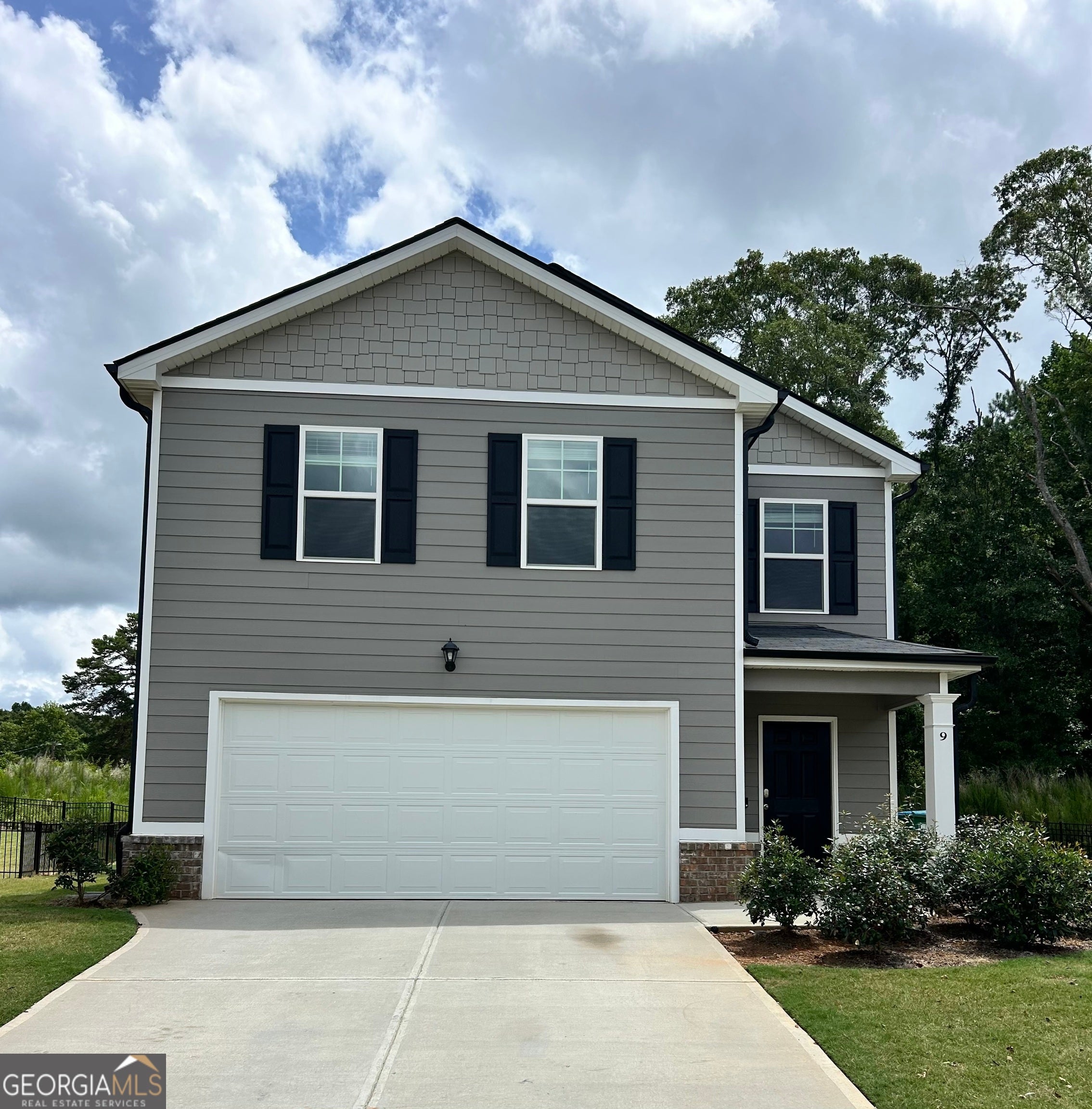 9 Charleston Ct — photo