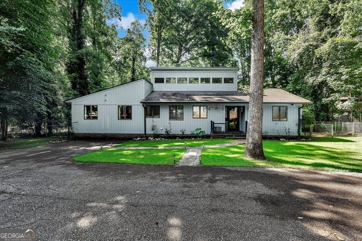 123 Forest Dr — photo