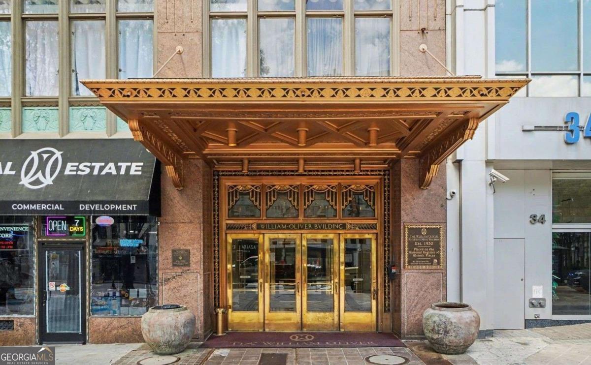 32 Peachtree St NW Unit 1506 — photo