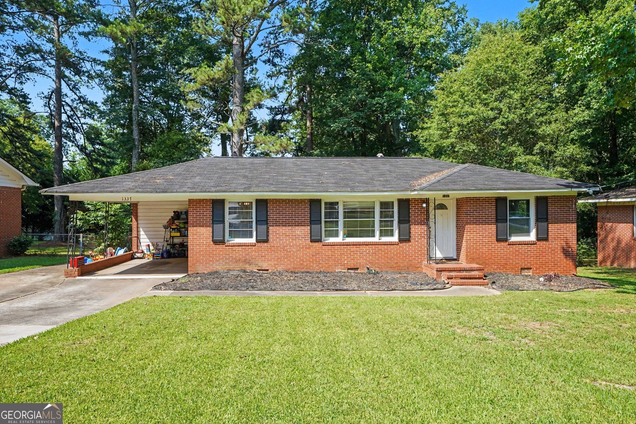 1337 Greenview Dr — photo
