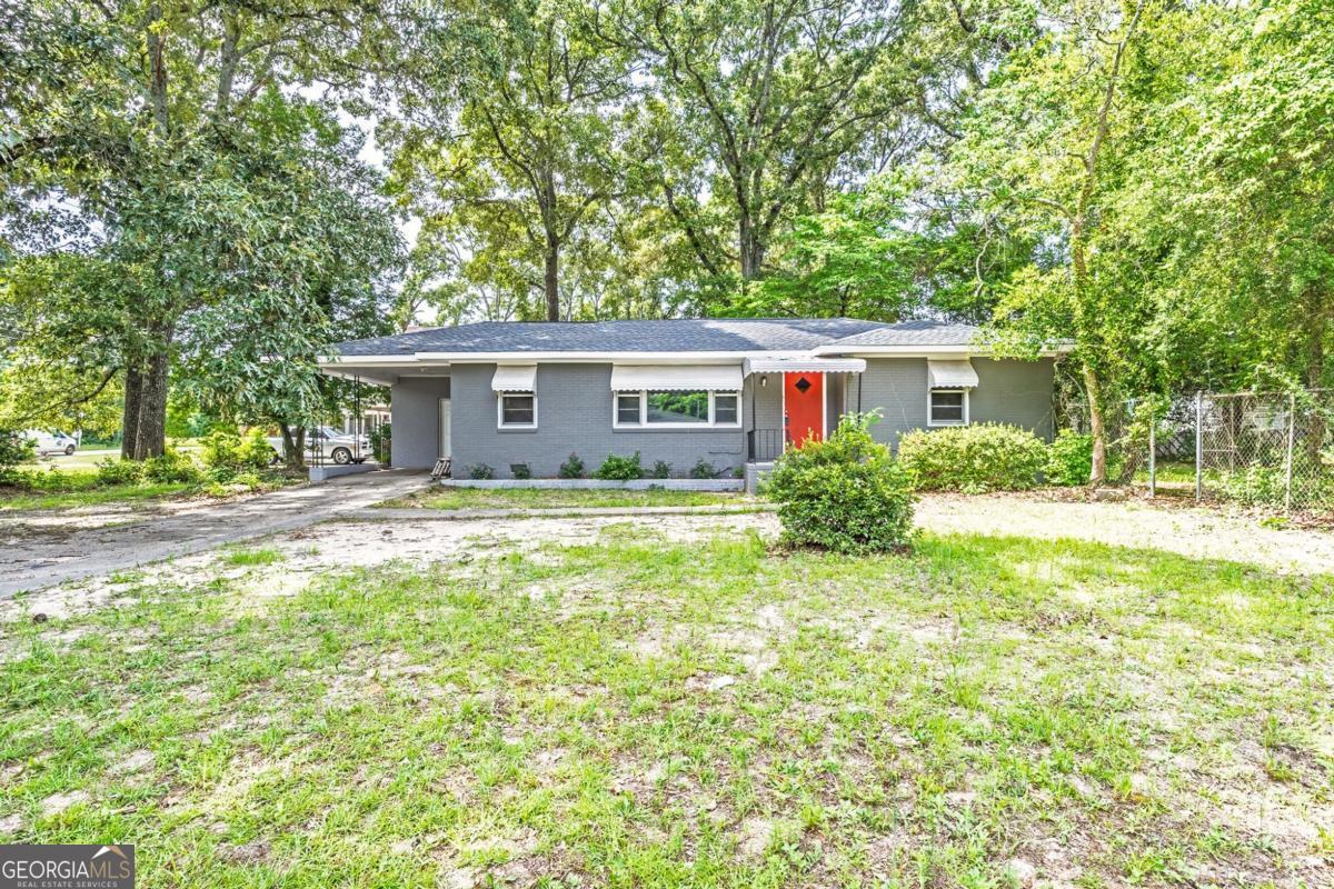101 Sparta St — photo