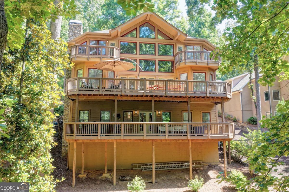 9035 Walnut Cove Ln — photo