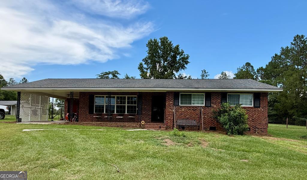 57 Lakeside Dr — photo