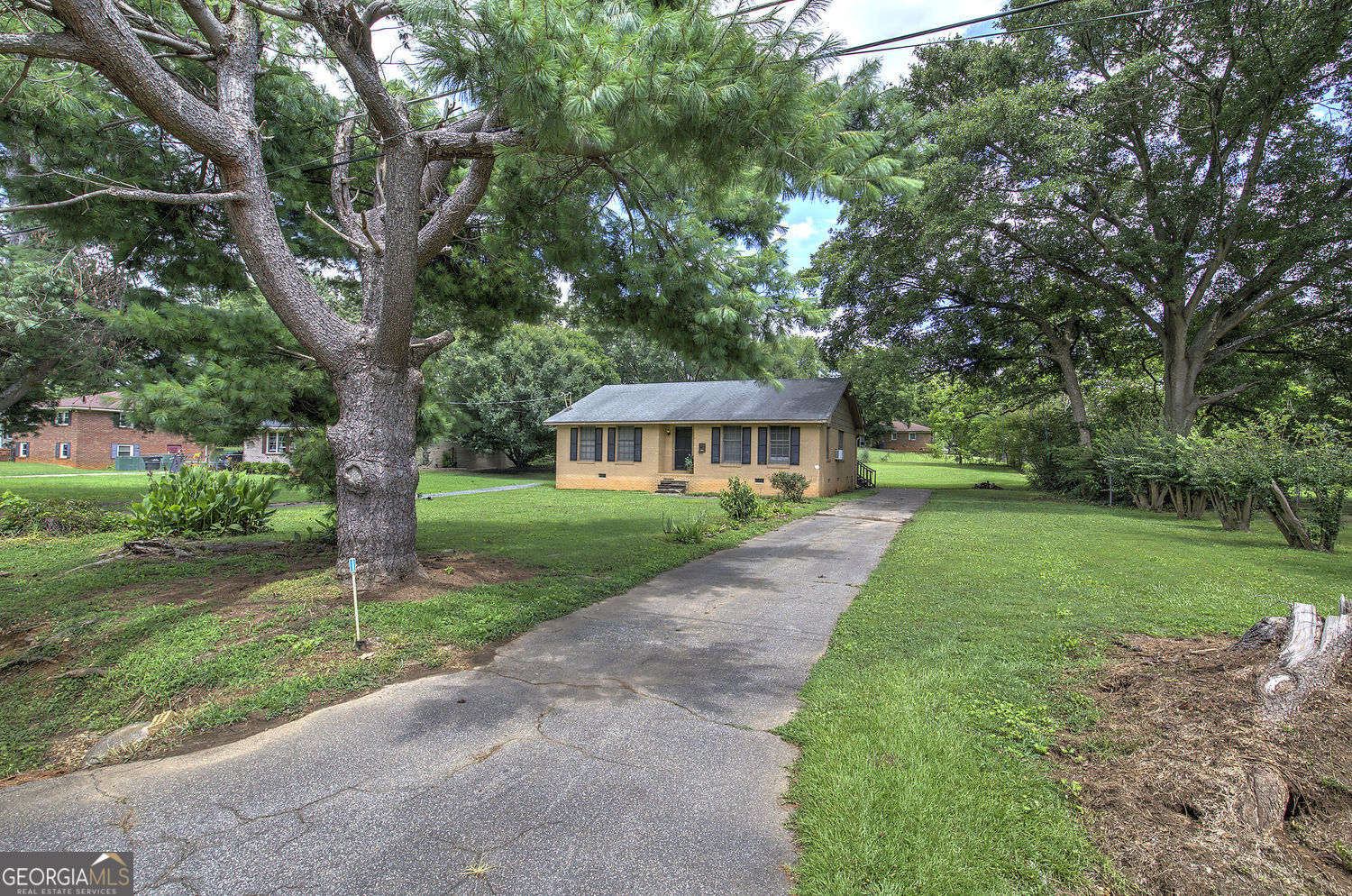 105 Meadow Ln SW — photo