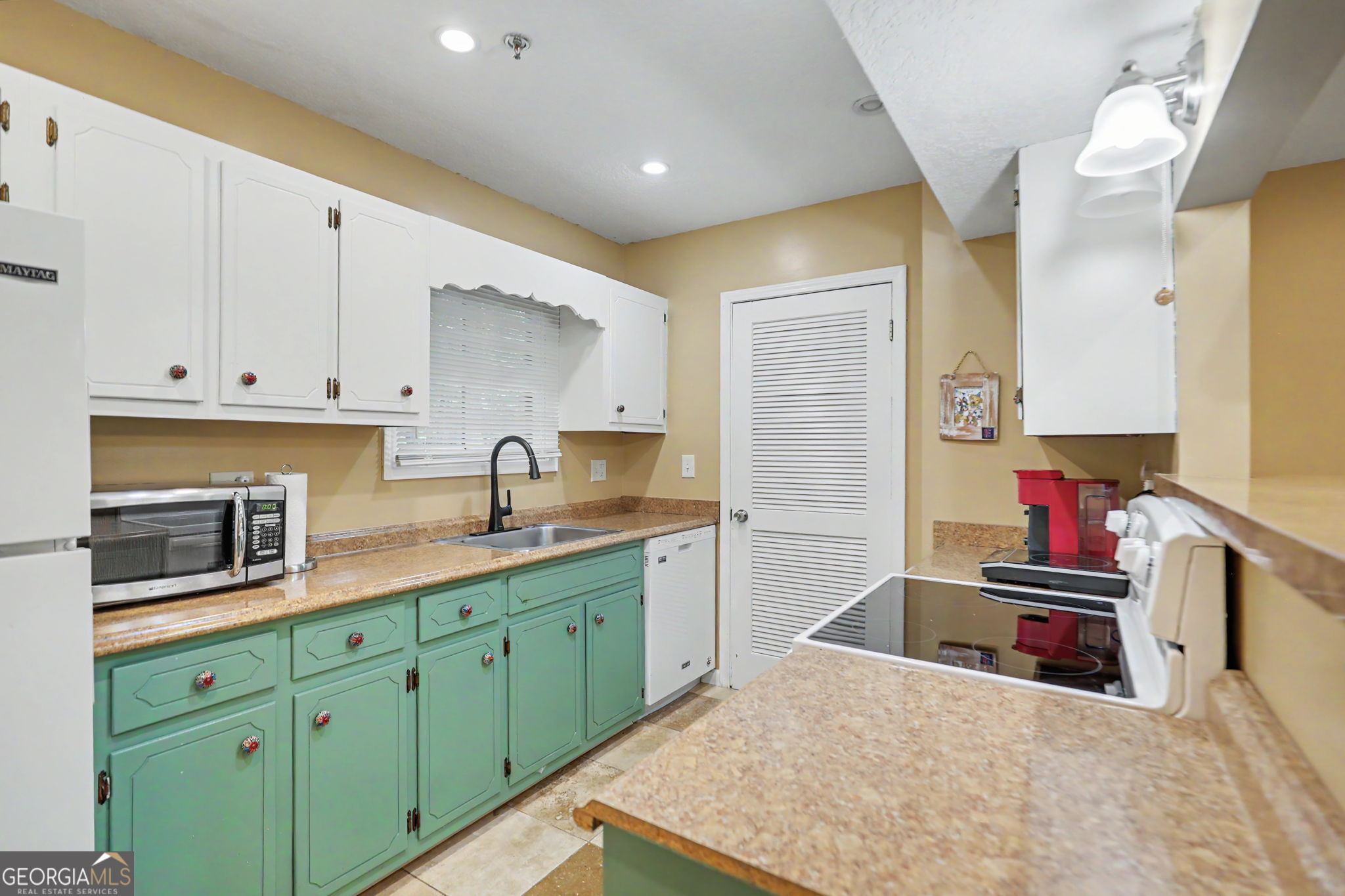 227 Shakespeare Drive #301, Clayton, GA 30525 — photo 3