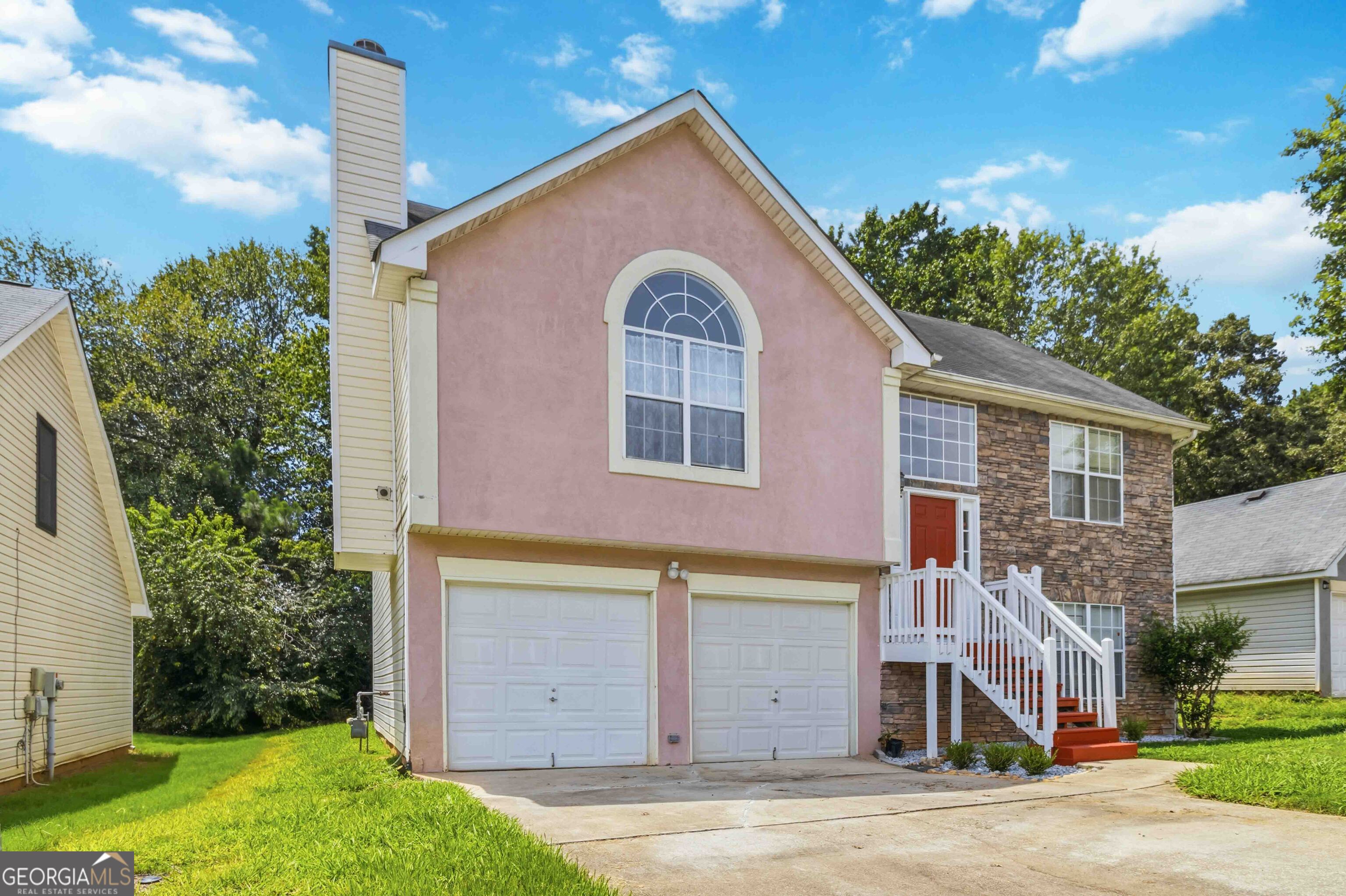 4424 Idlewood Park — photo
