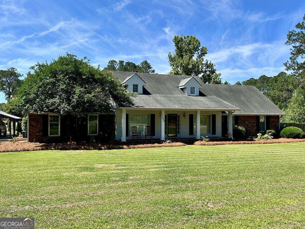 1702 Slack Dr N/A — photo