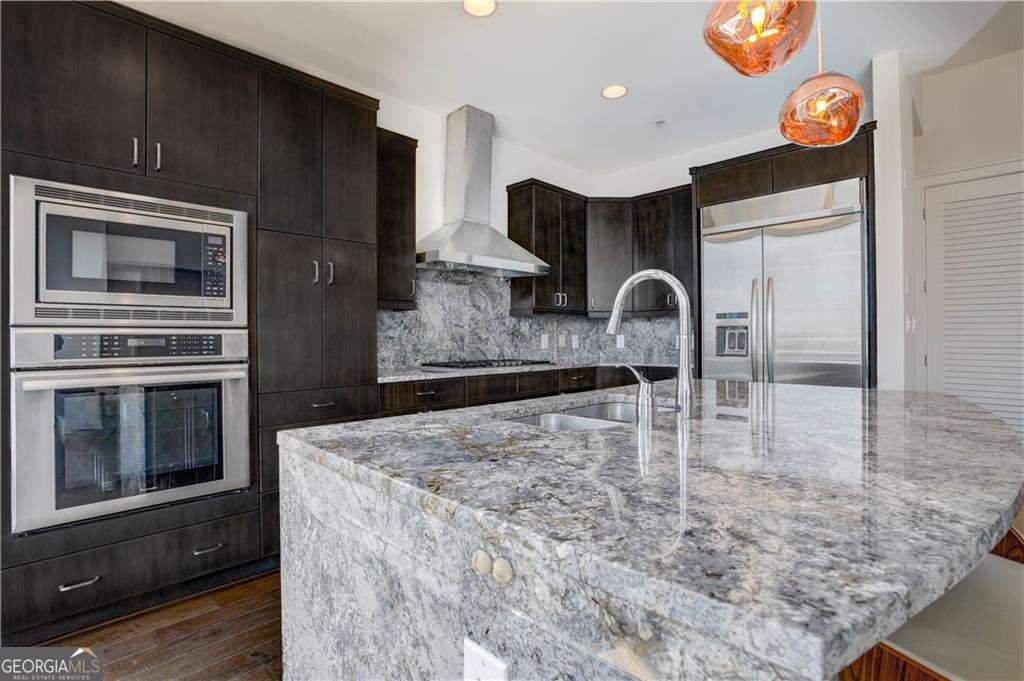 1065 Peachtree St NE 3201 — photo