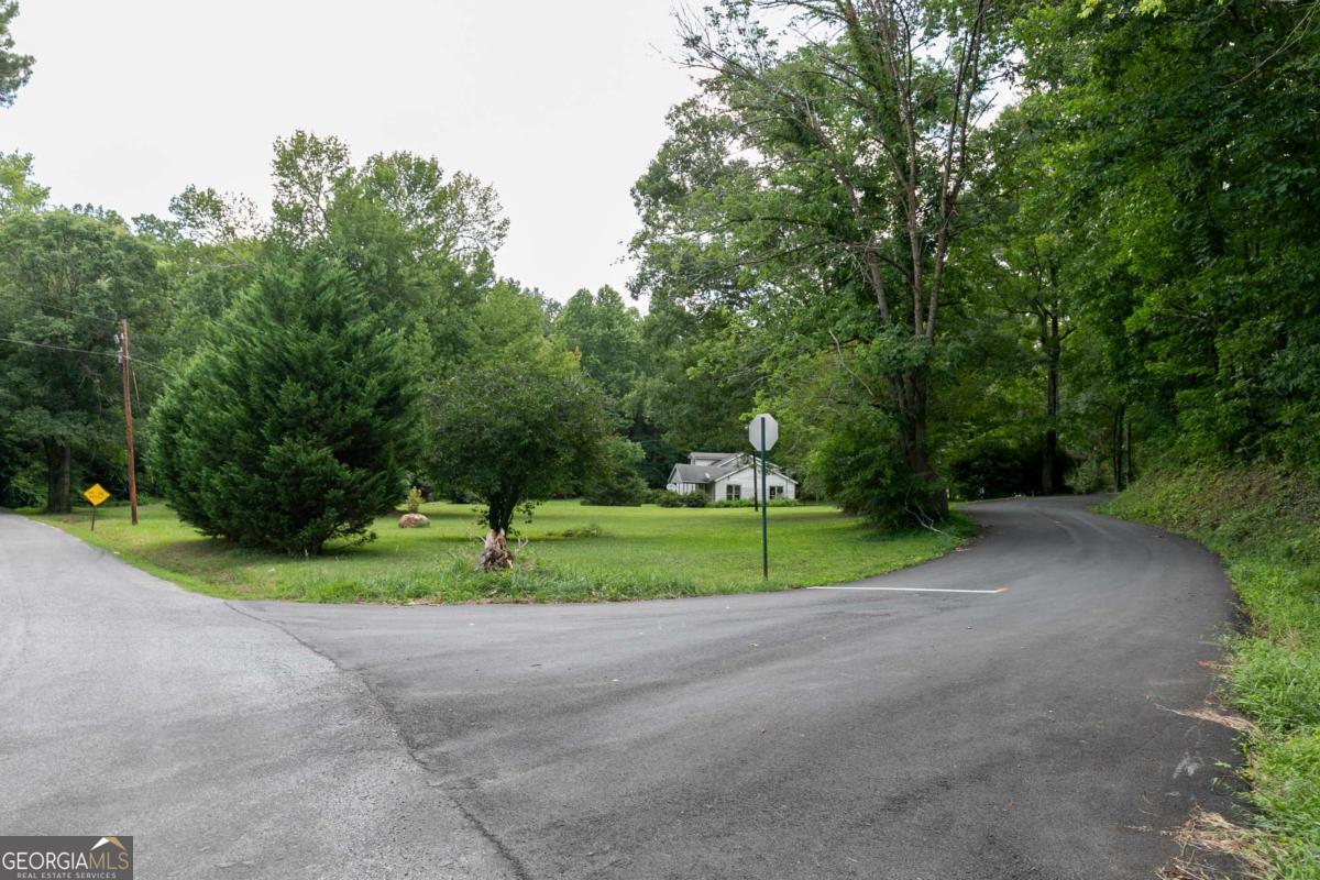 435 Hampton Rd — photo