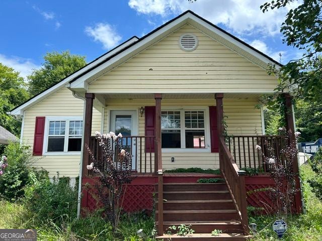 213 Hardy Ave SW — photo