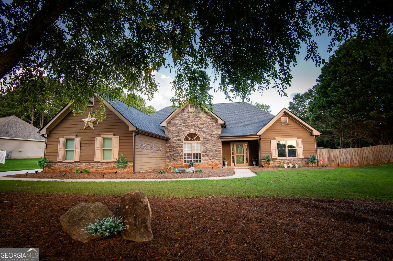 4207 Old Wood Dr — photo