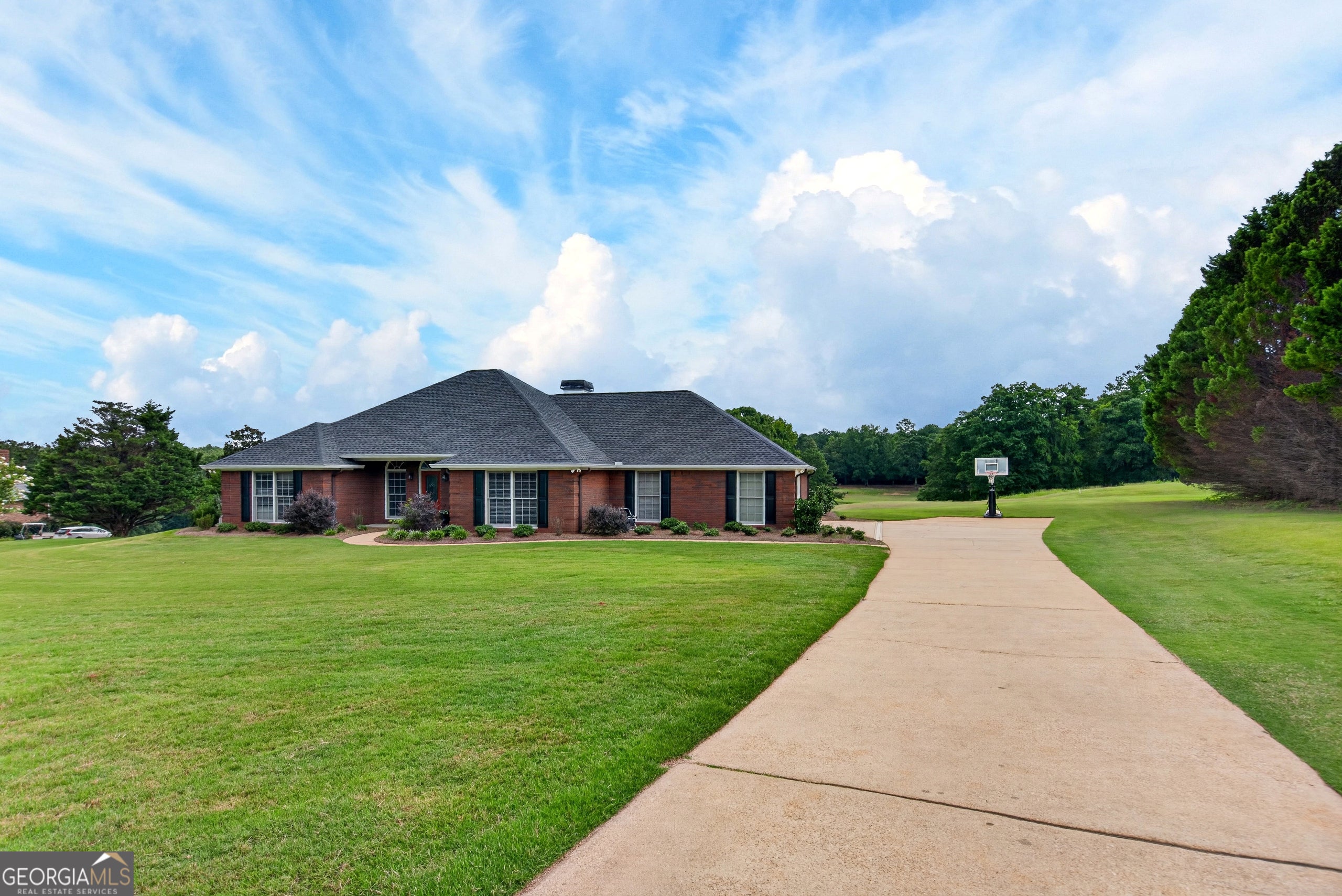 113 Prestwick Dr — photo