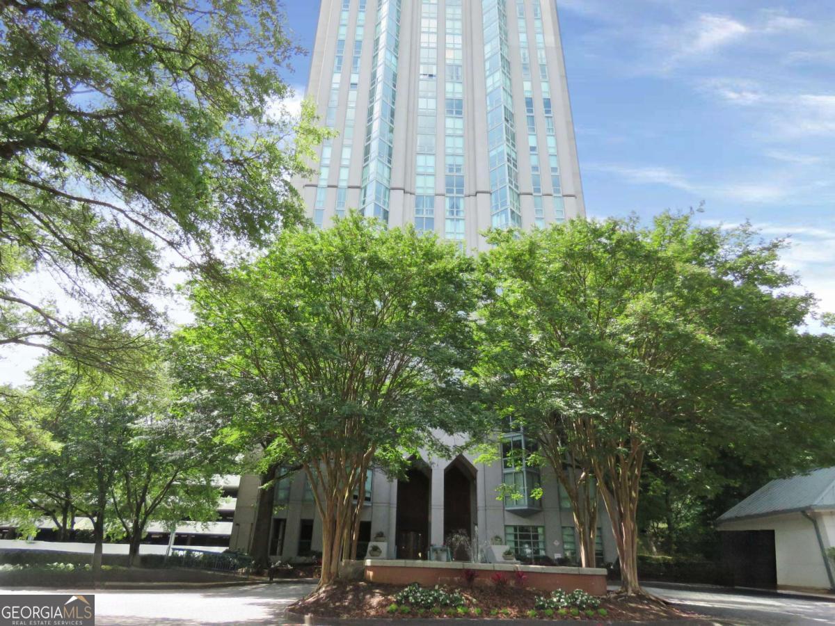 2870 Pharr Court South NW 407 — photo