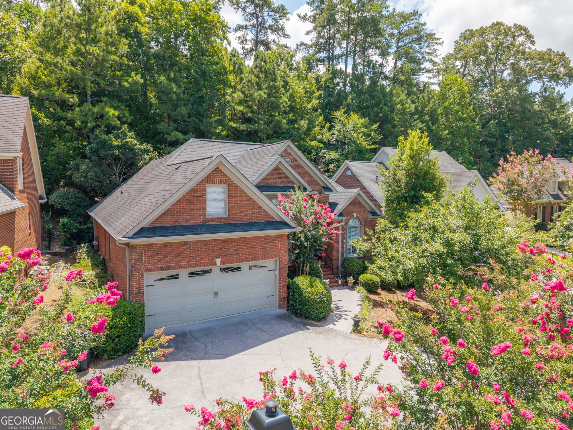 140 Vinings Ct SE — photo