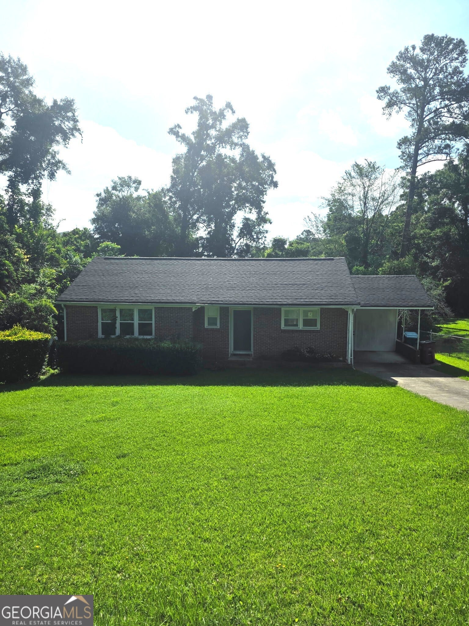819 Corbin Ave — photo
