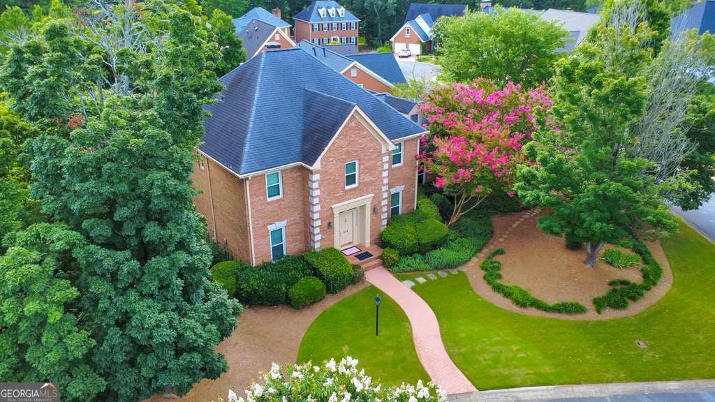 573 N Palisades Cir SE — photo