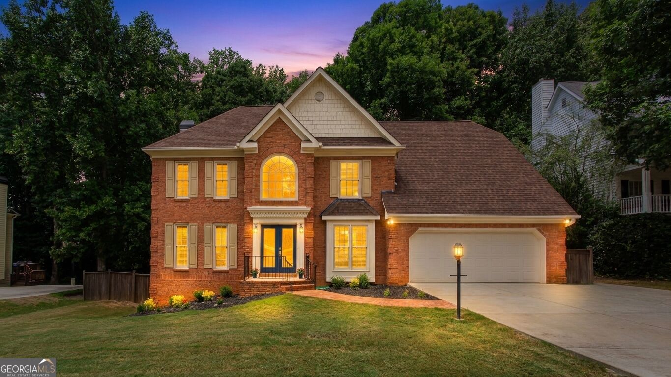 1405 Holly Lake Cir — photo