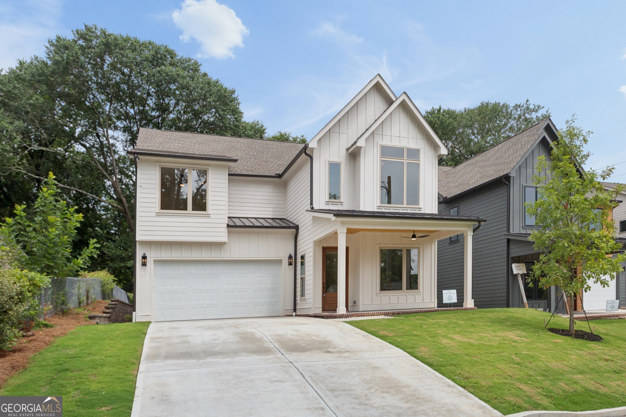 2471 Edwards Dr NW — photo