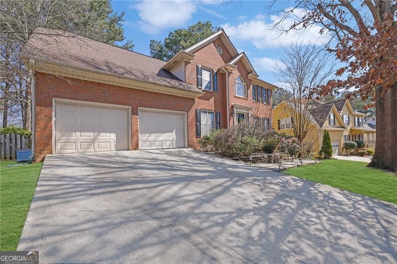 1069 Sunny Field Ln — photo