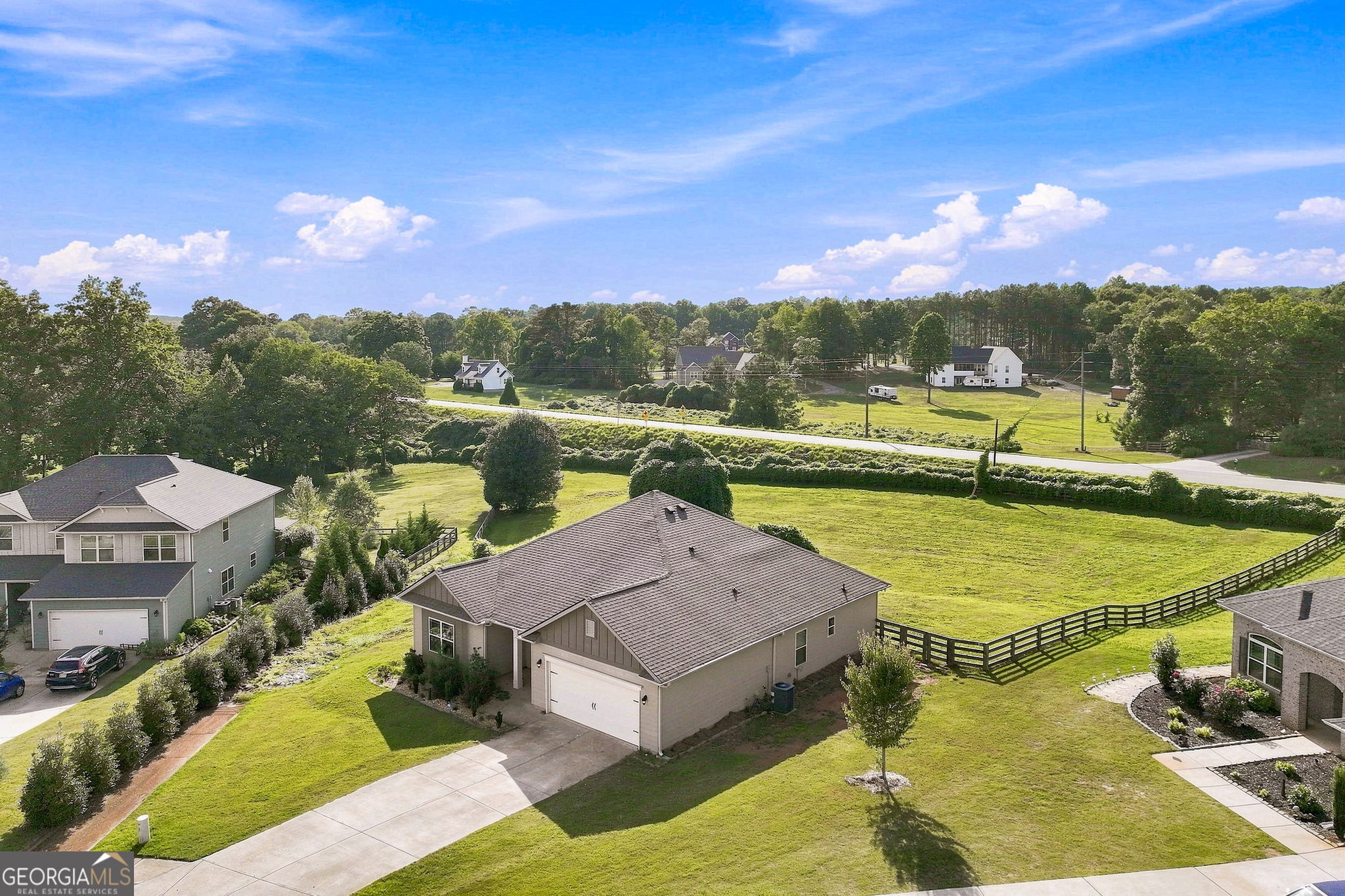 6104 Creekside View Ln — photo
